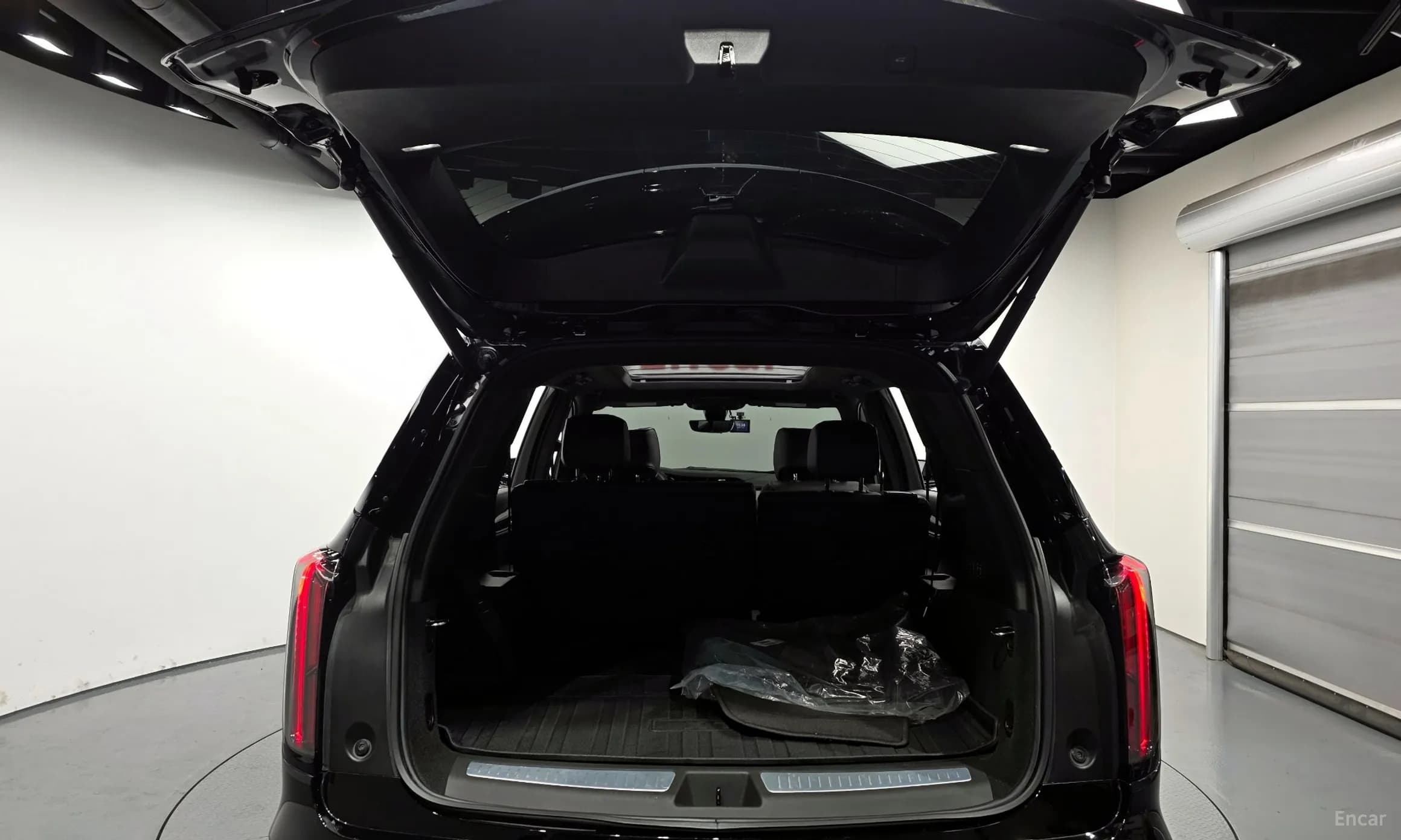 XT6