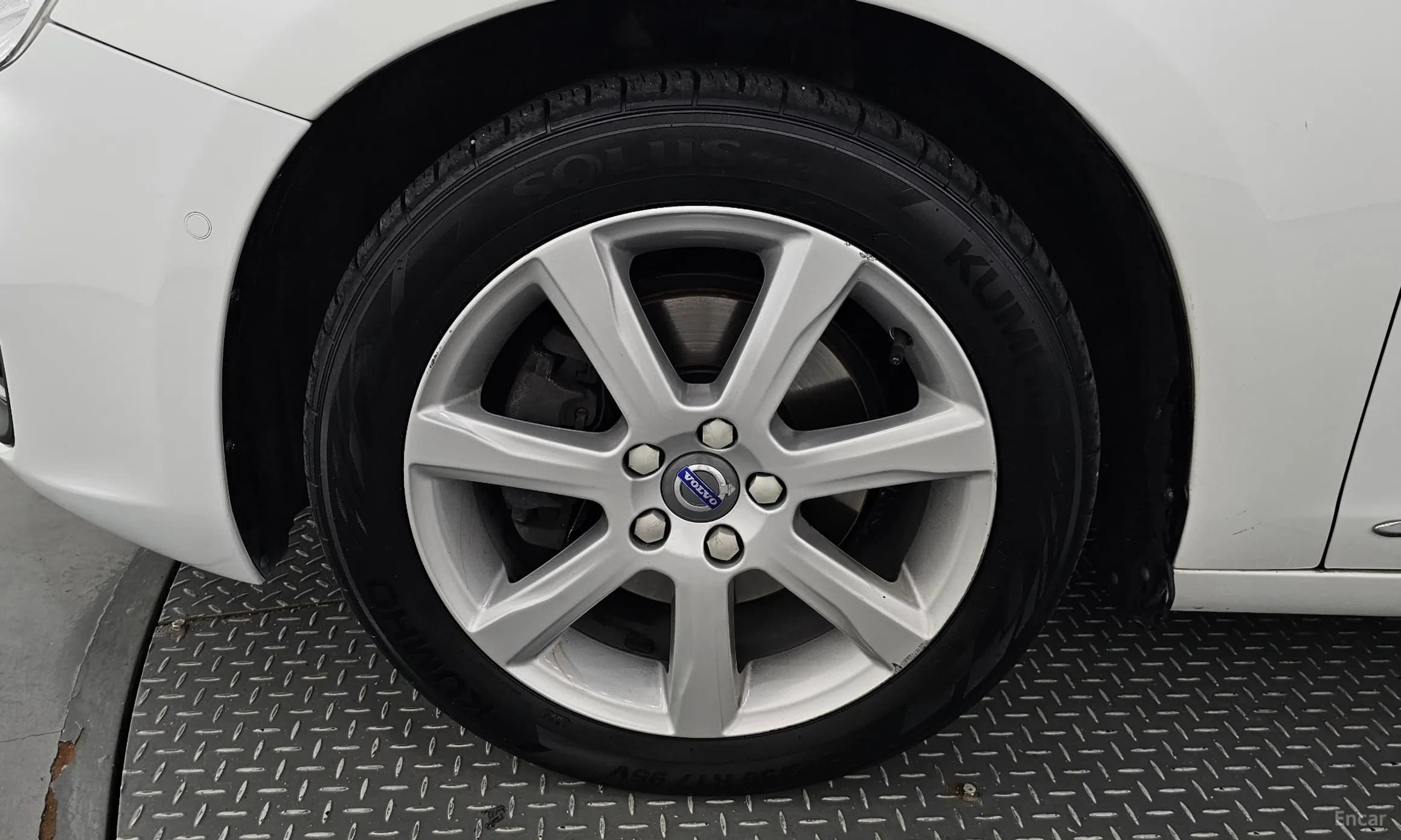 S60