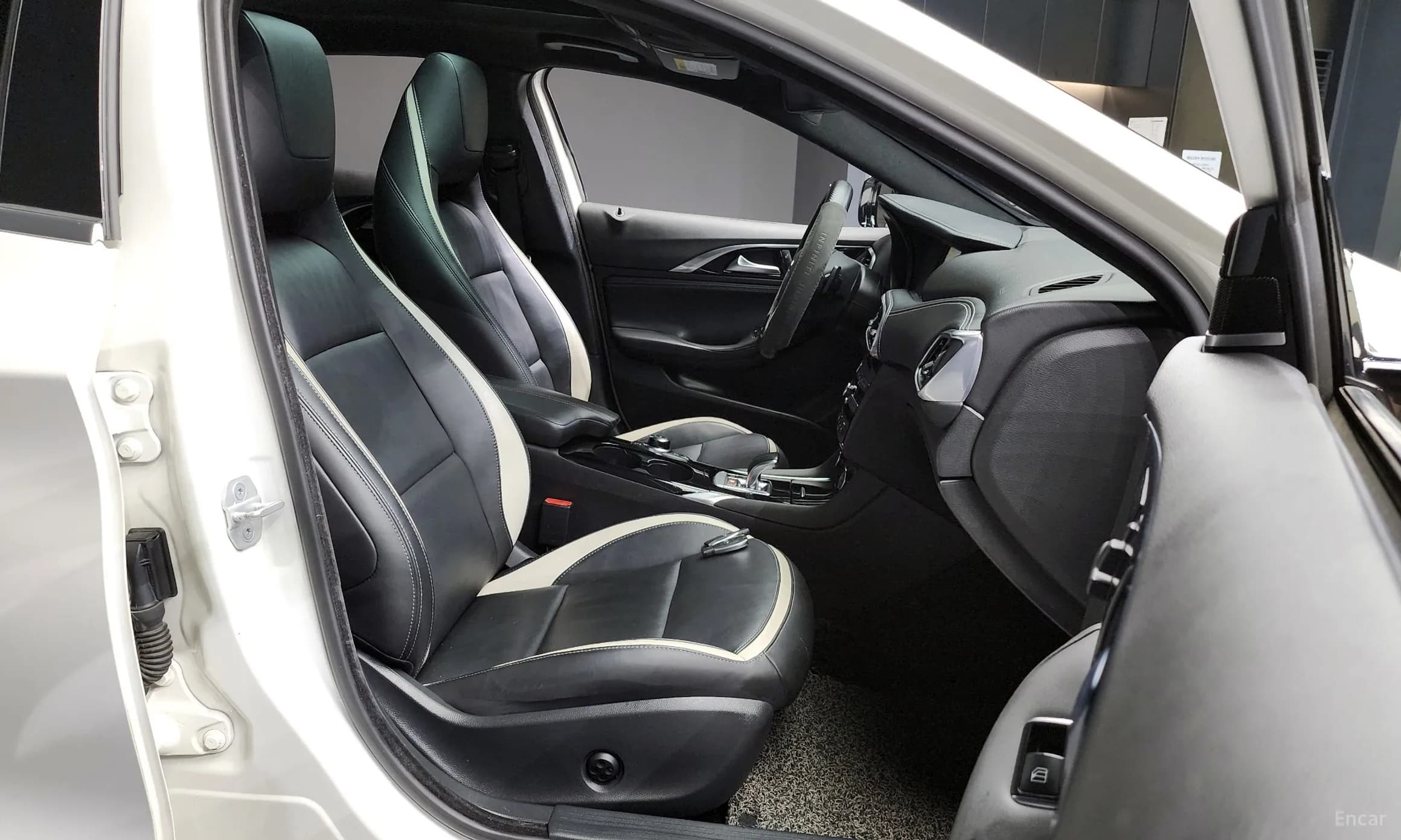 Q30