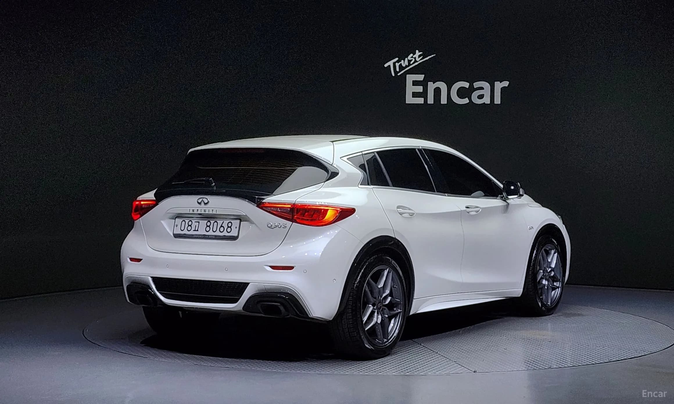 Q30