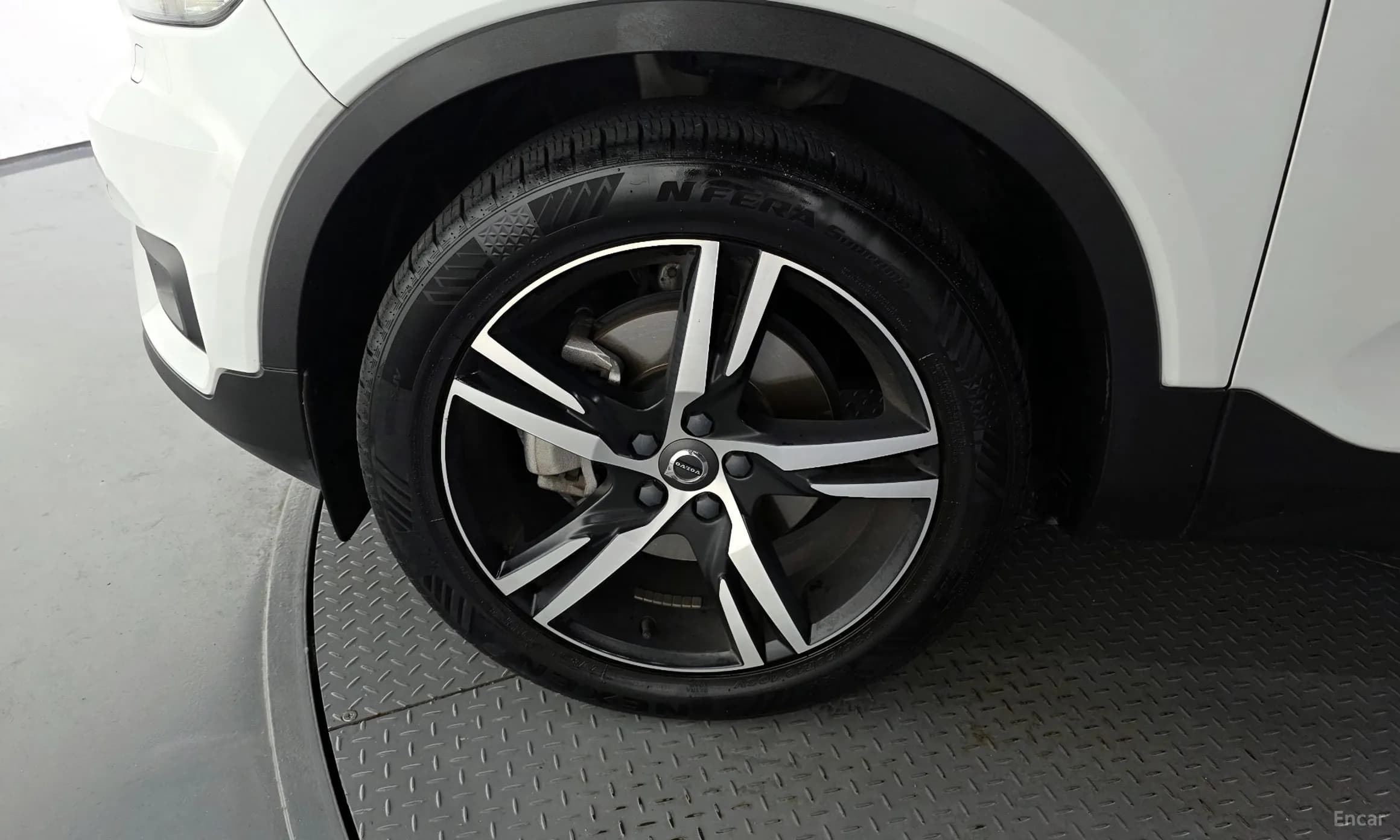 XC40