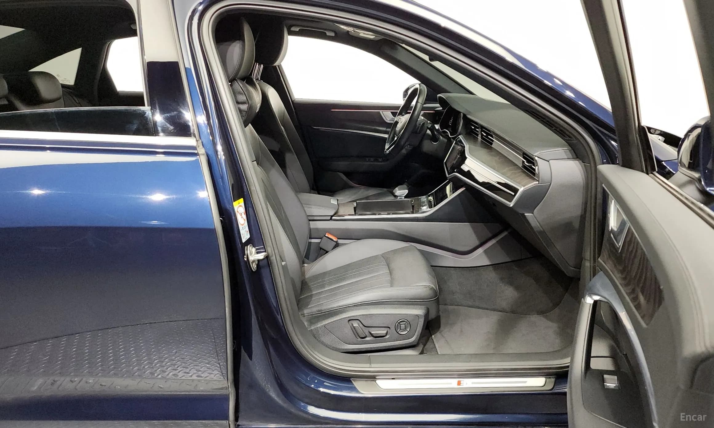 A6 (C8)