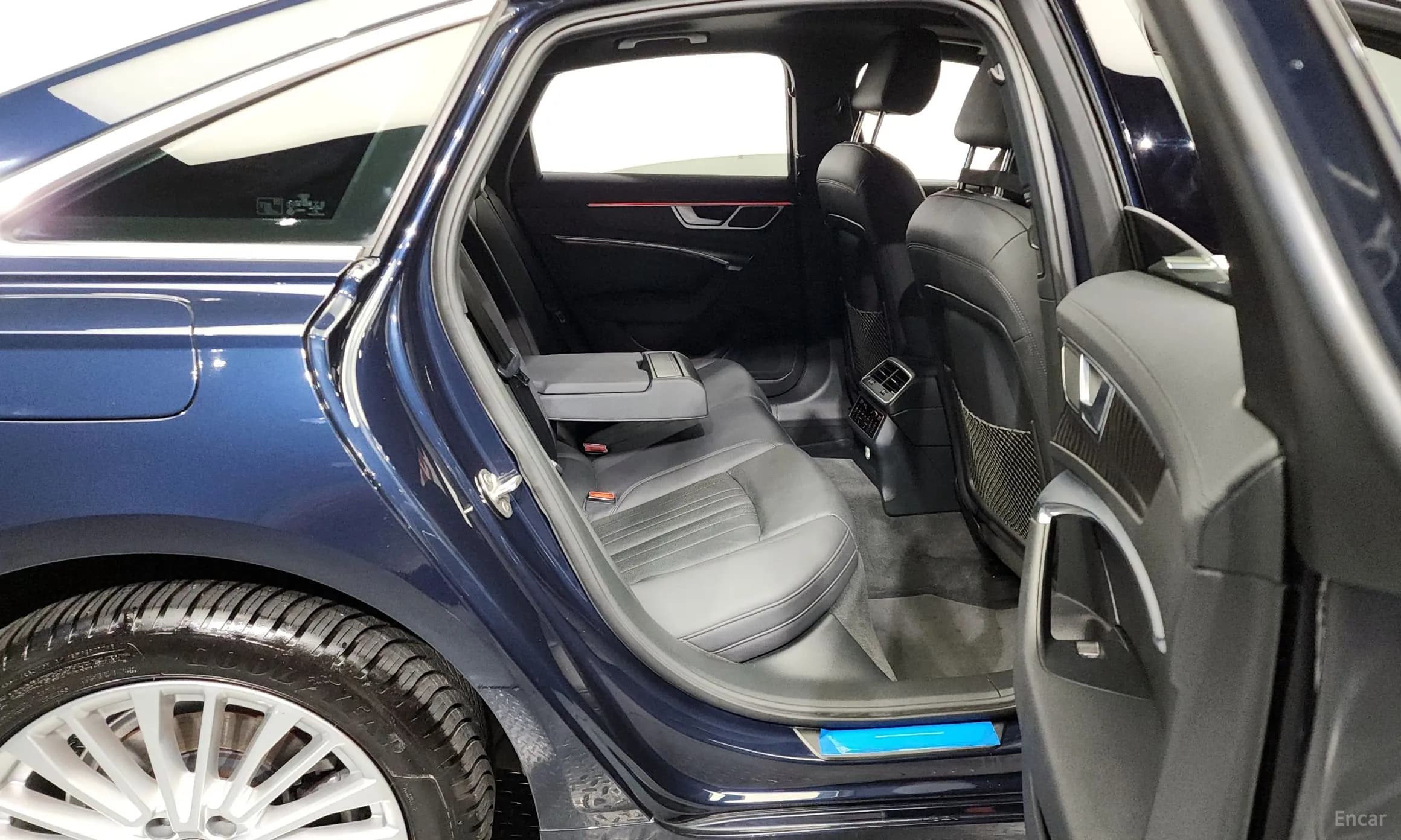 A6 (C8)