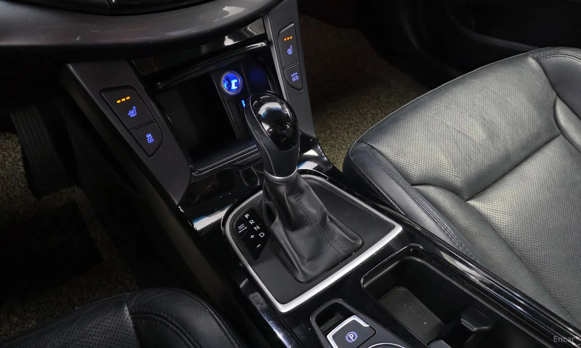 i40 Saloon