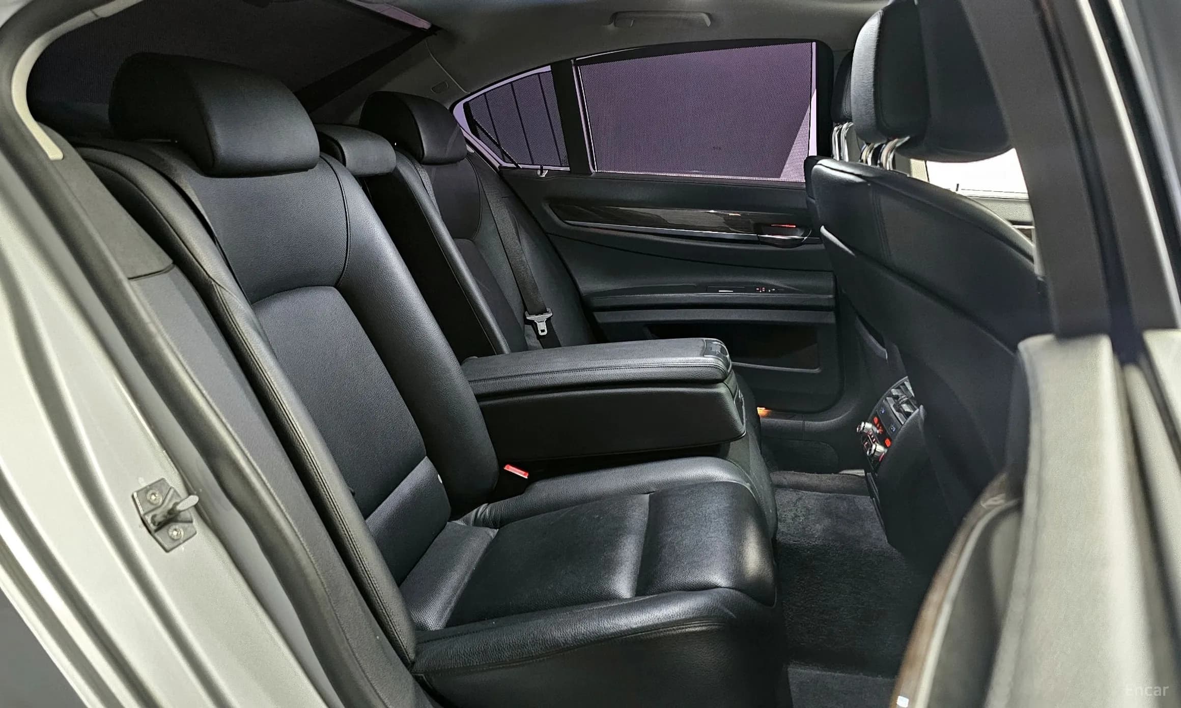 7 Series (F01)