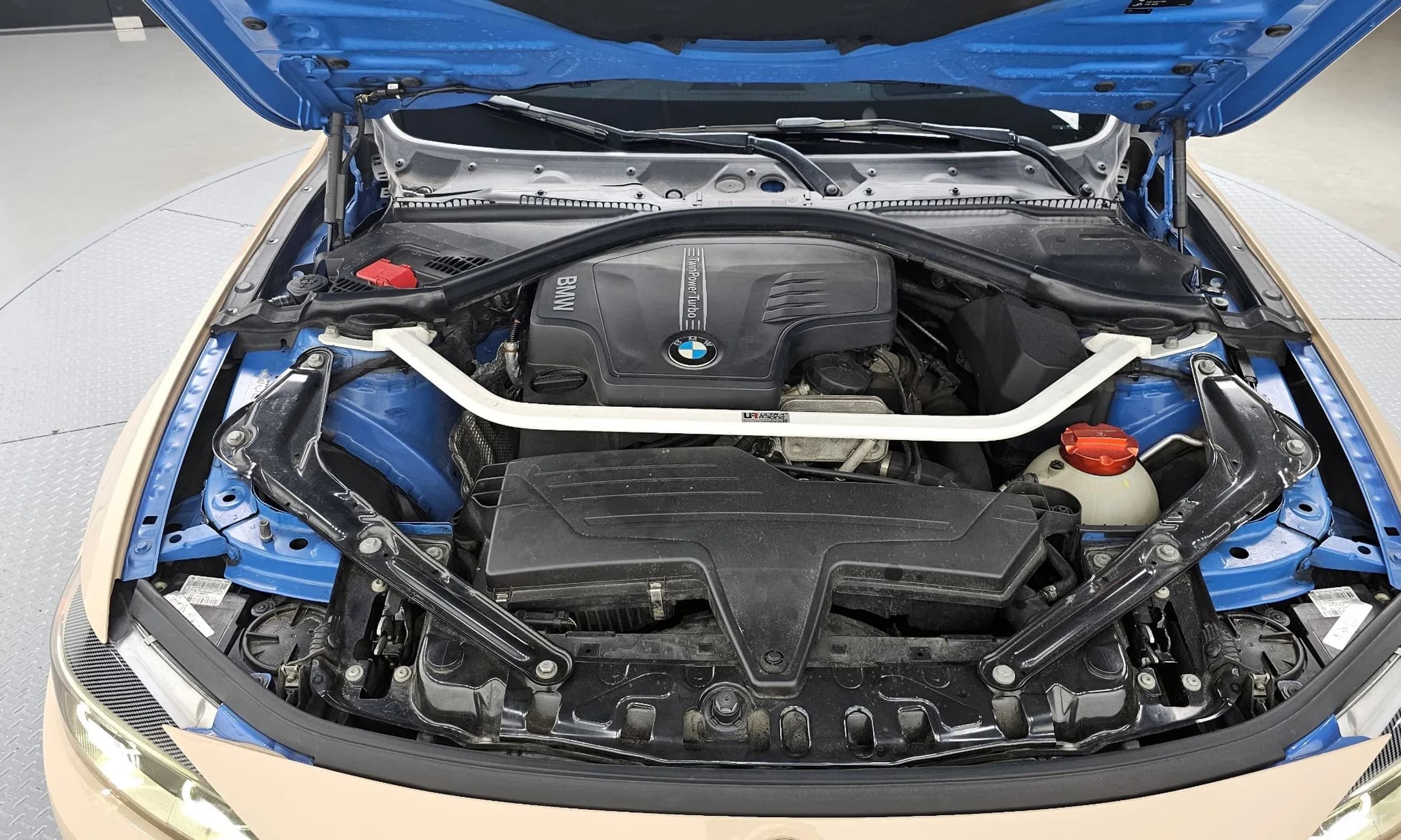 Series 4 (F32)