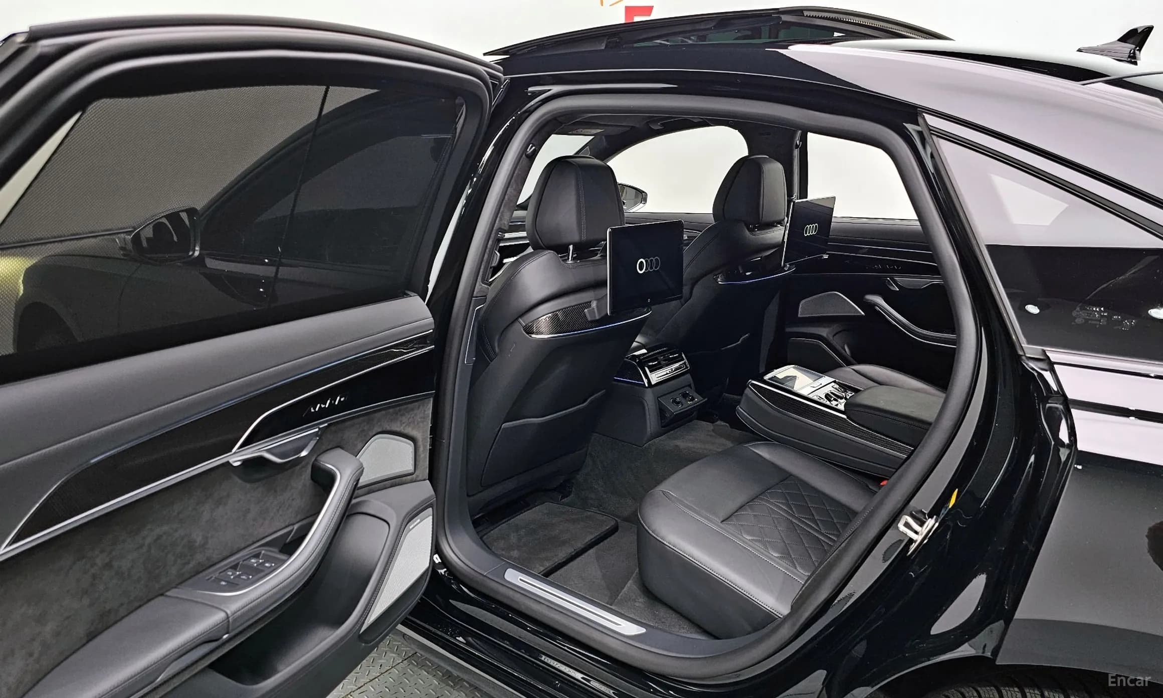 S8 (D5)