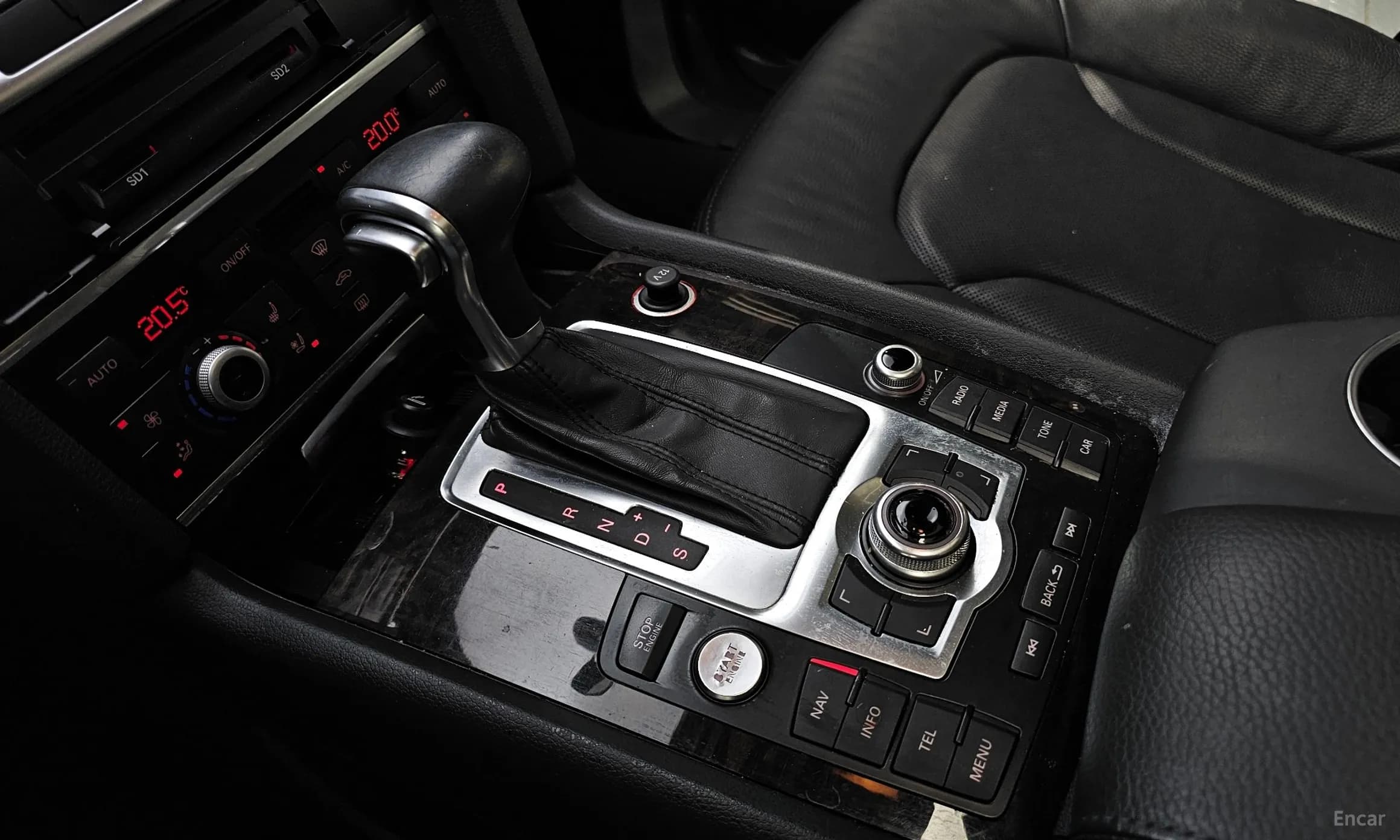 Q7