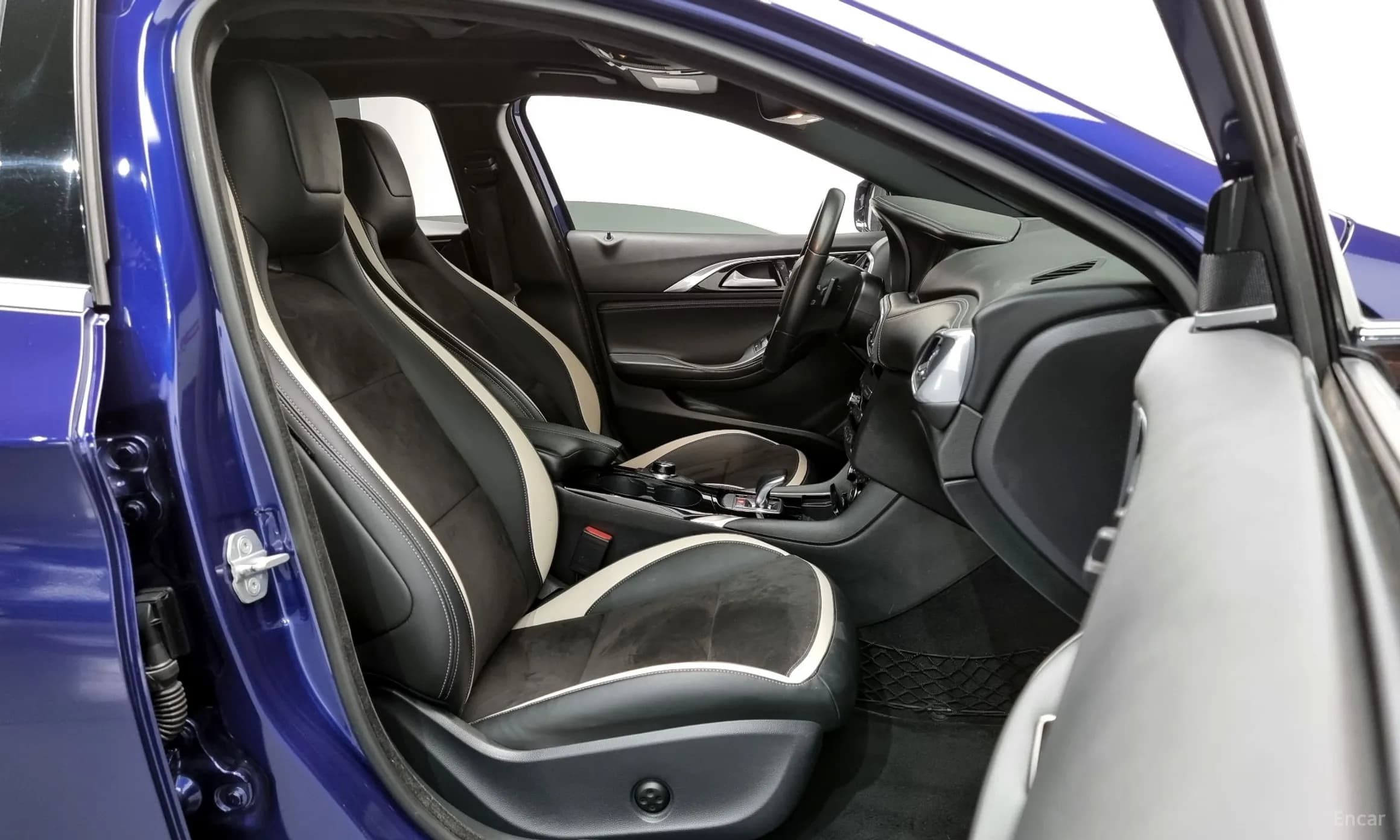 Q30
