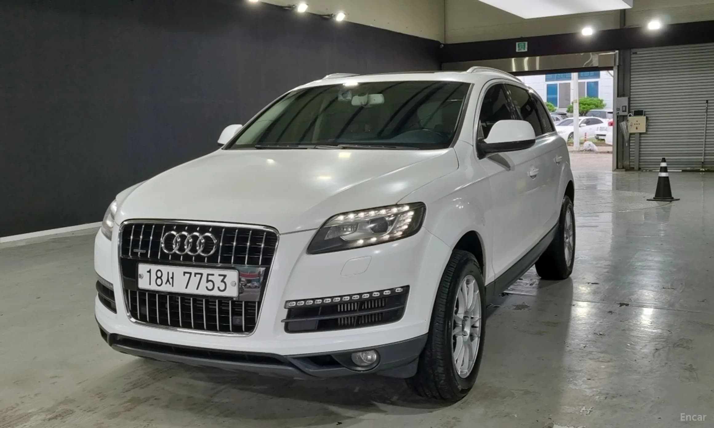 Q7