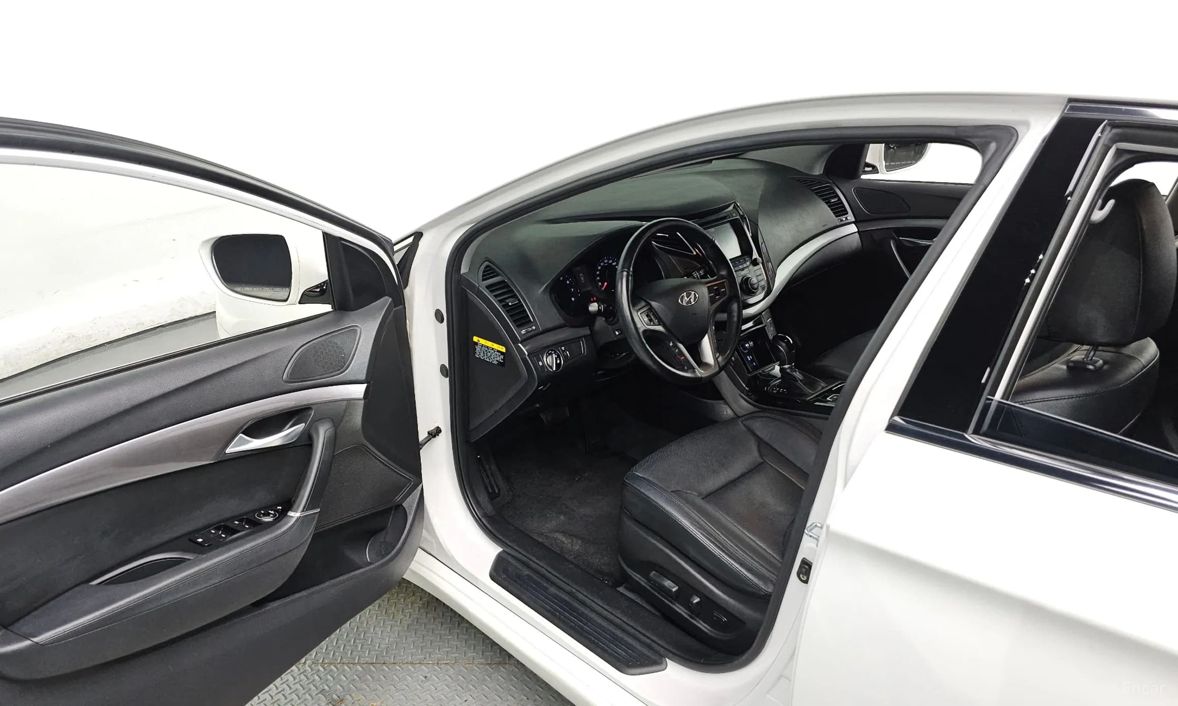 i40 saloon