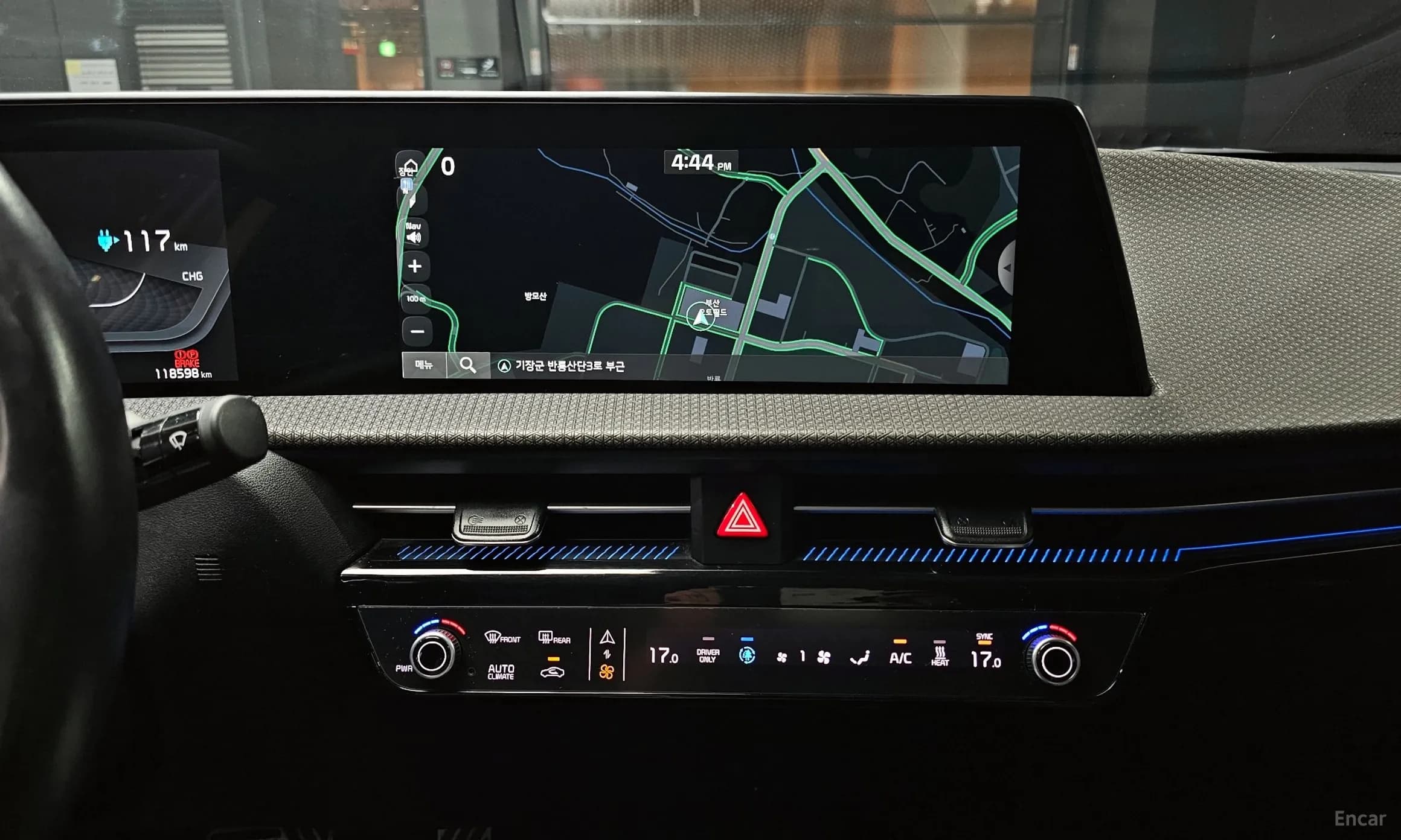 EV6