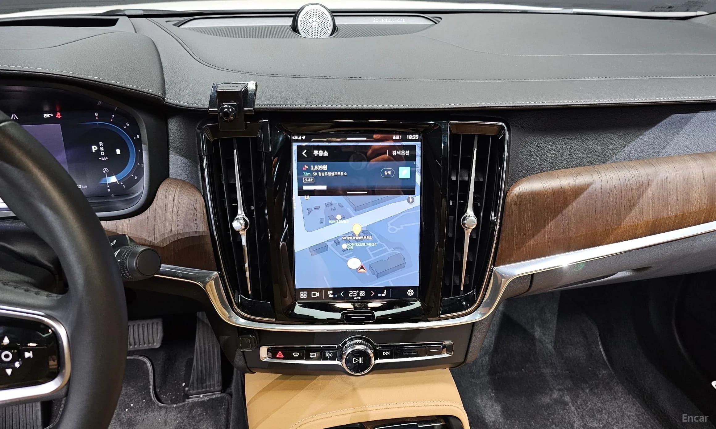 S90