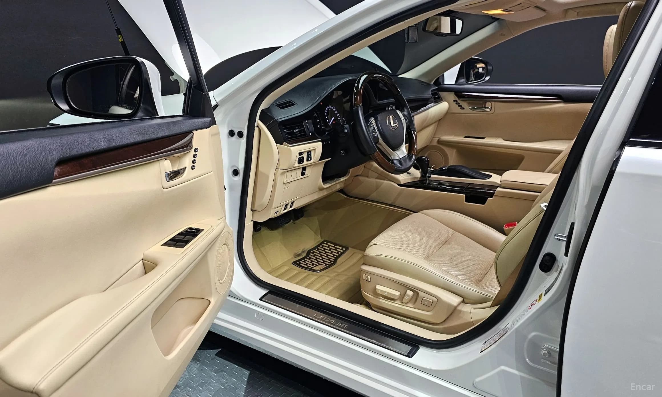New ES350