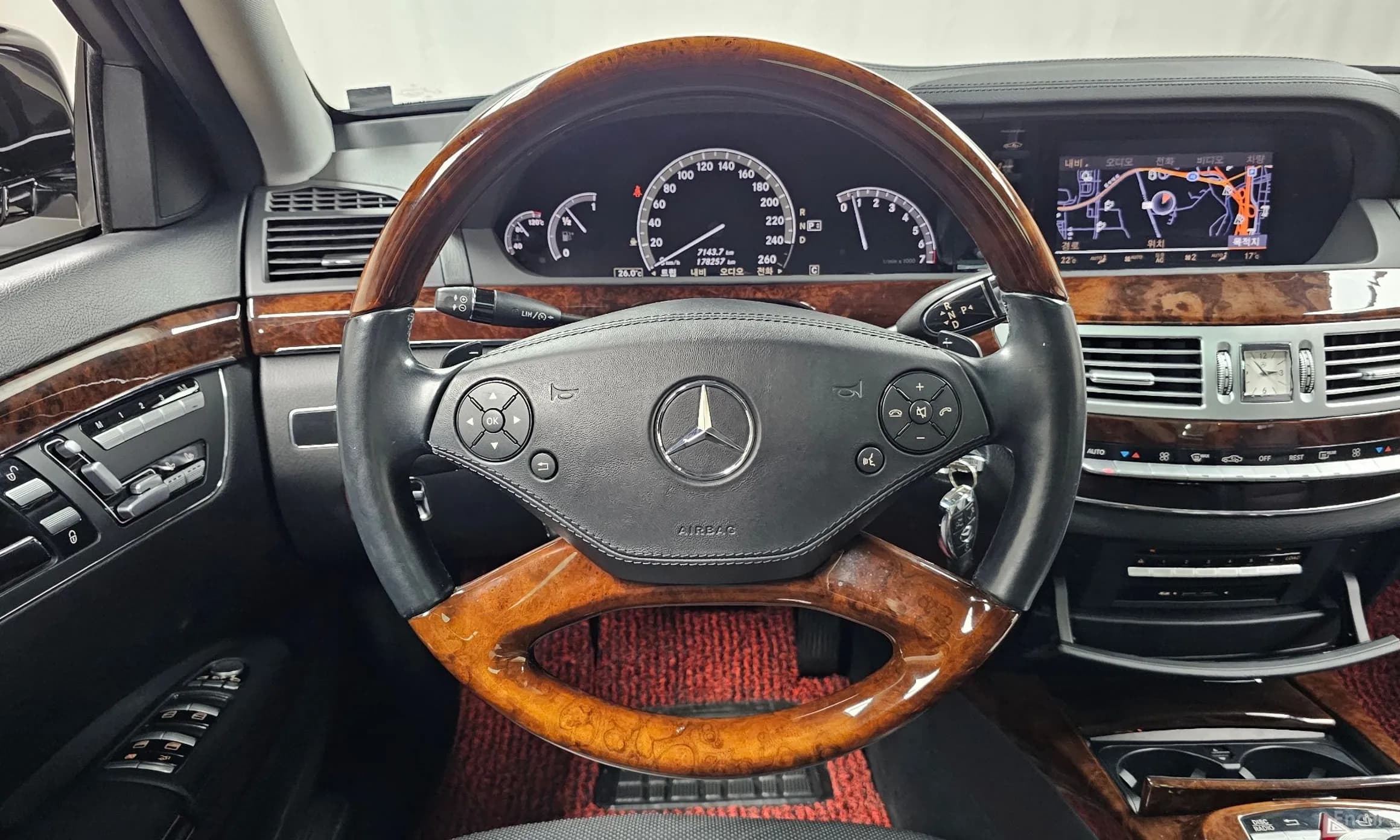 S-Class W221