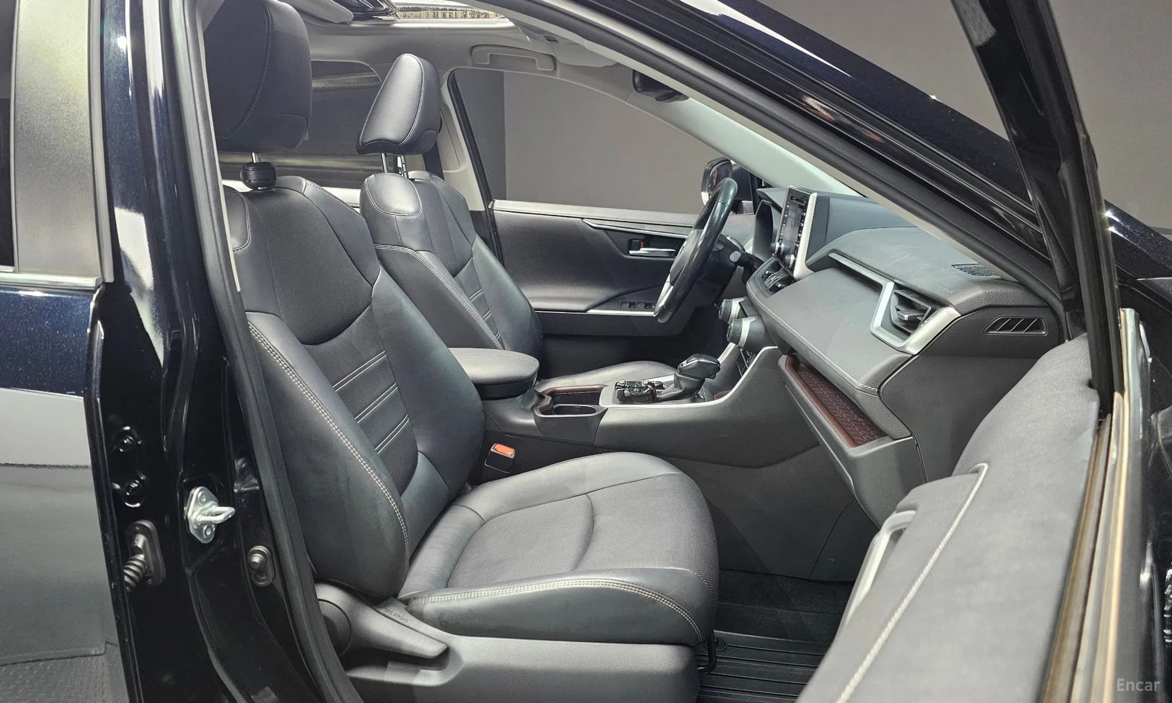 RAV4 5th Generation