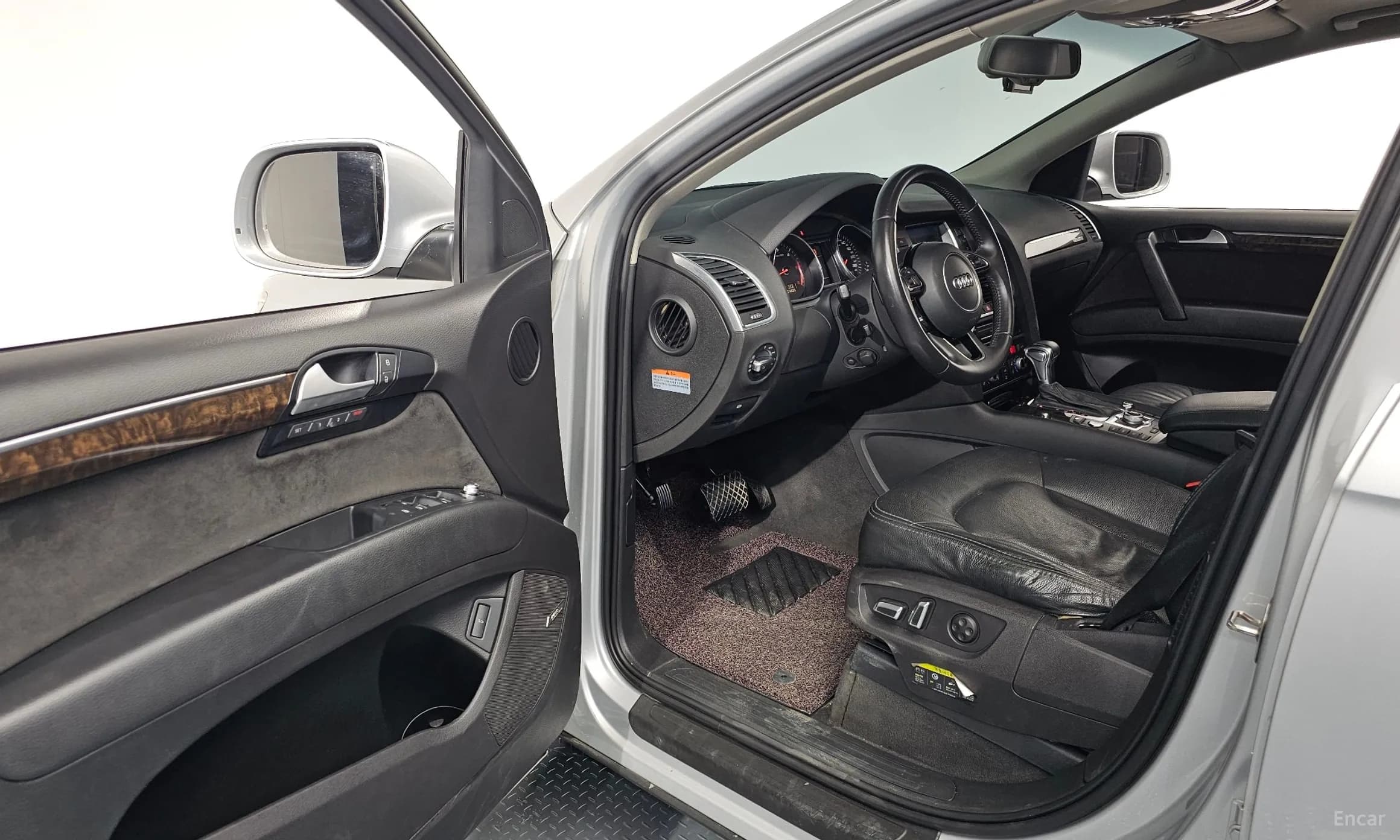Q7