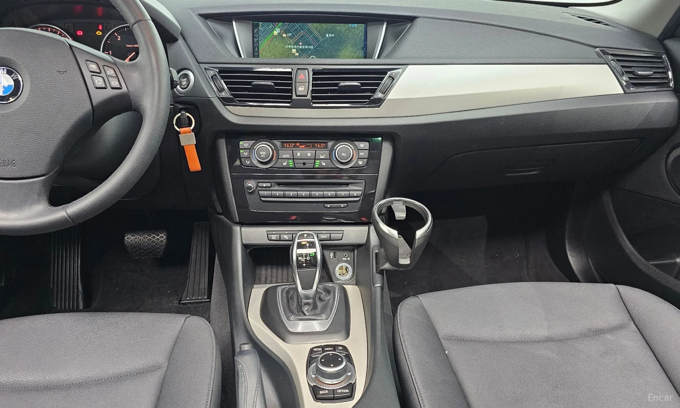 X1 (E84)