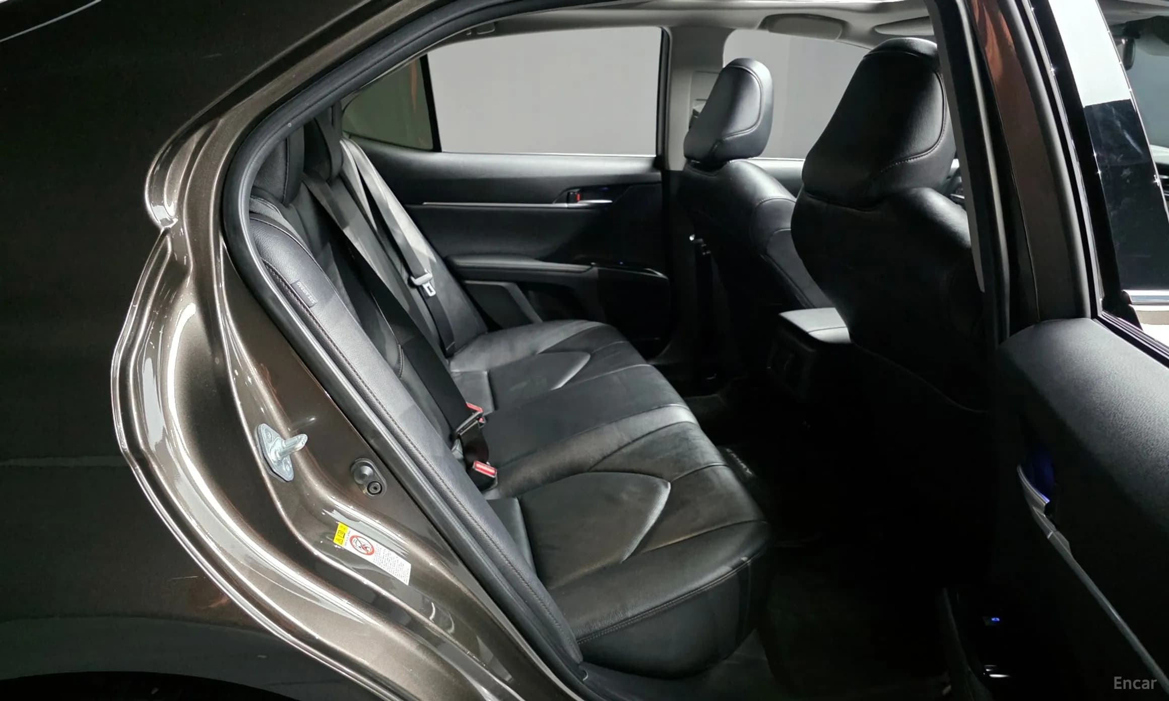 Camry (XV70)
