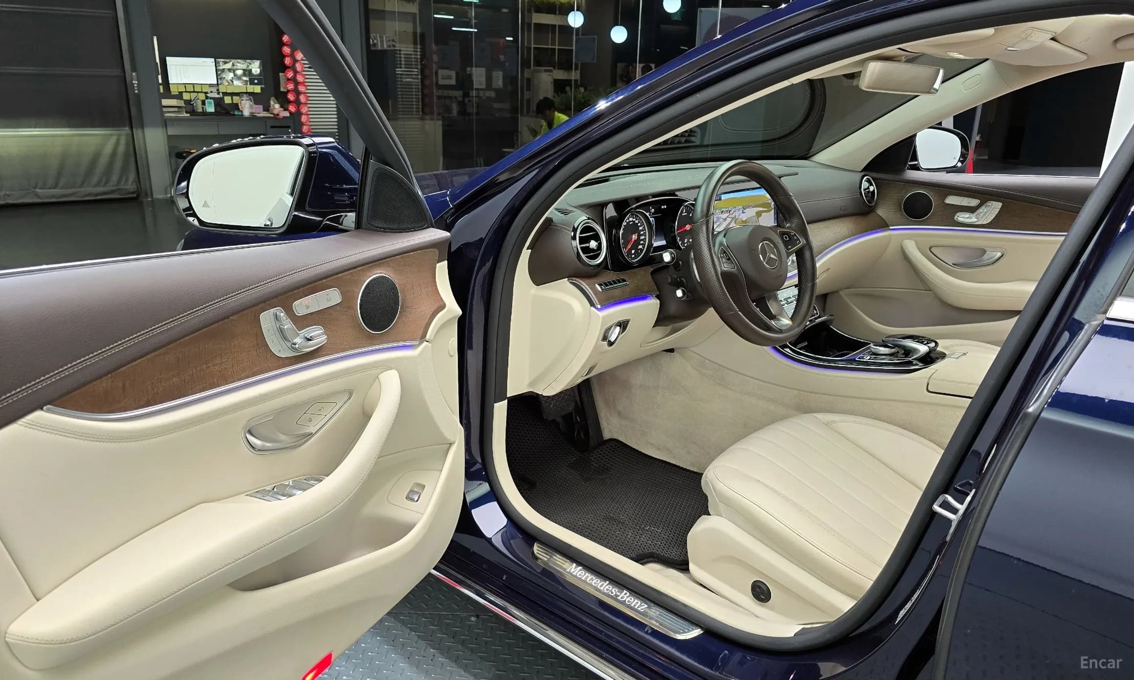 E-Class W213