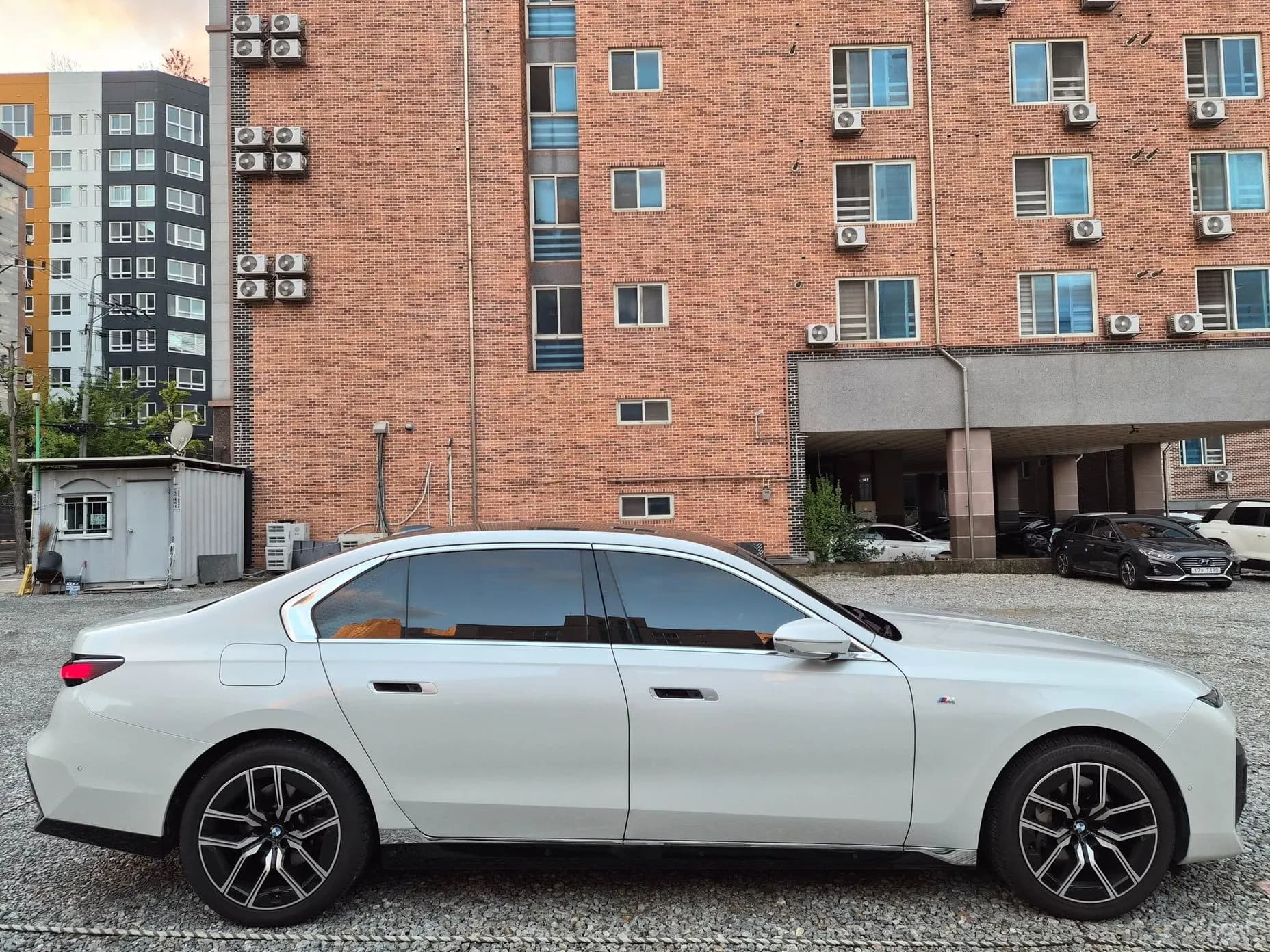 7 Series (G70)