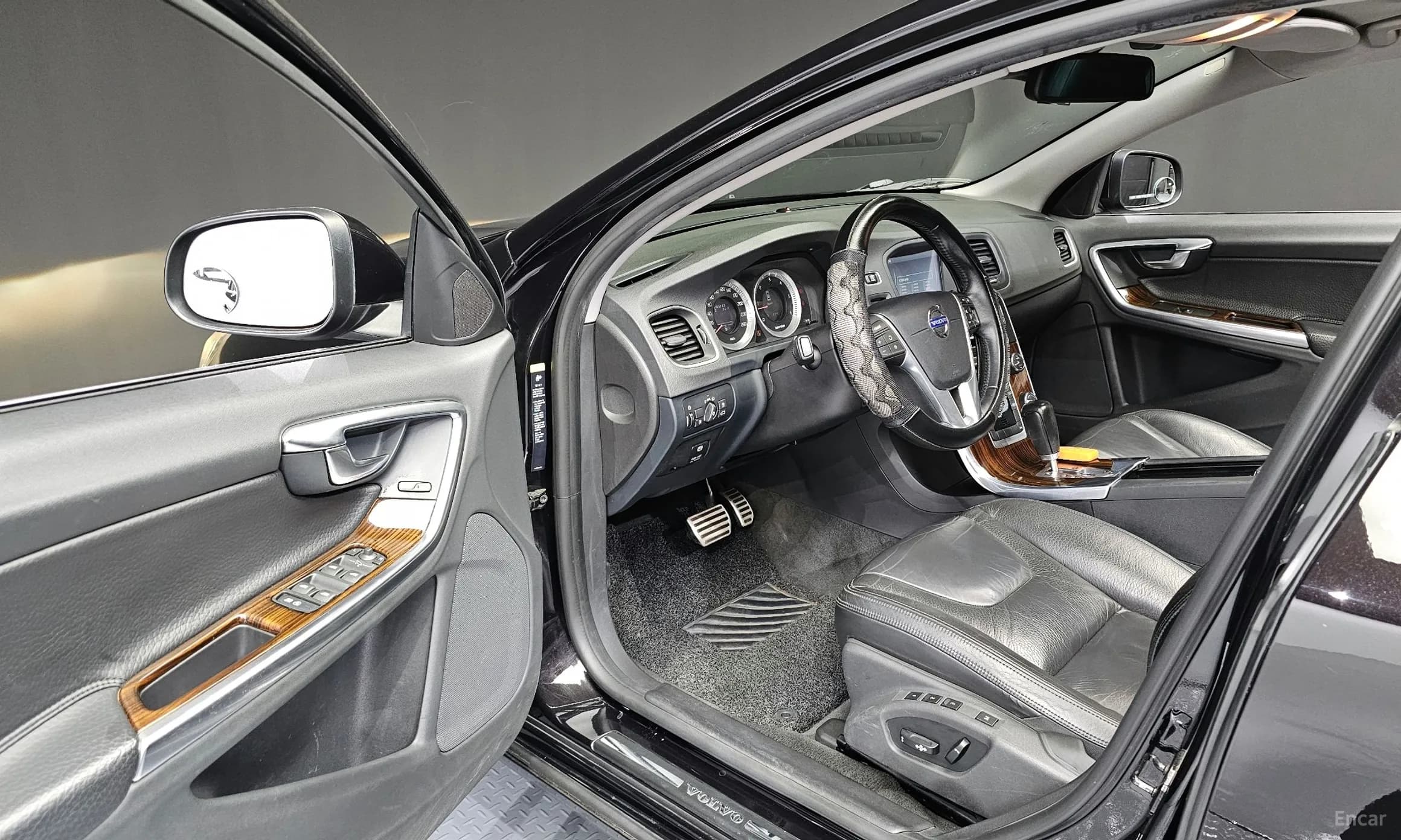 S60