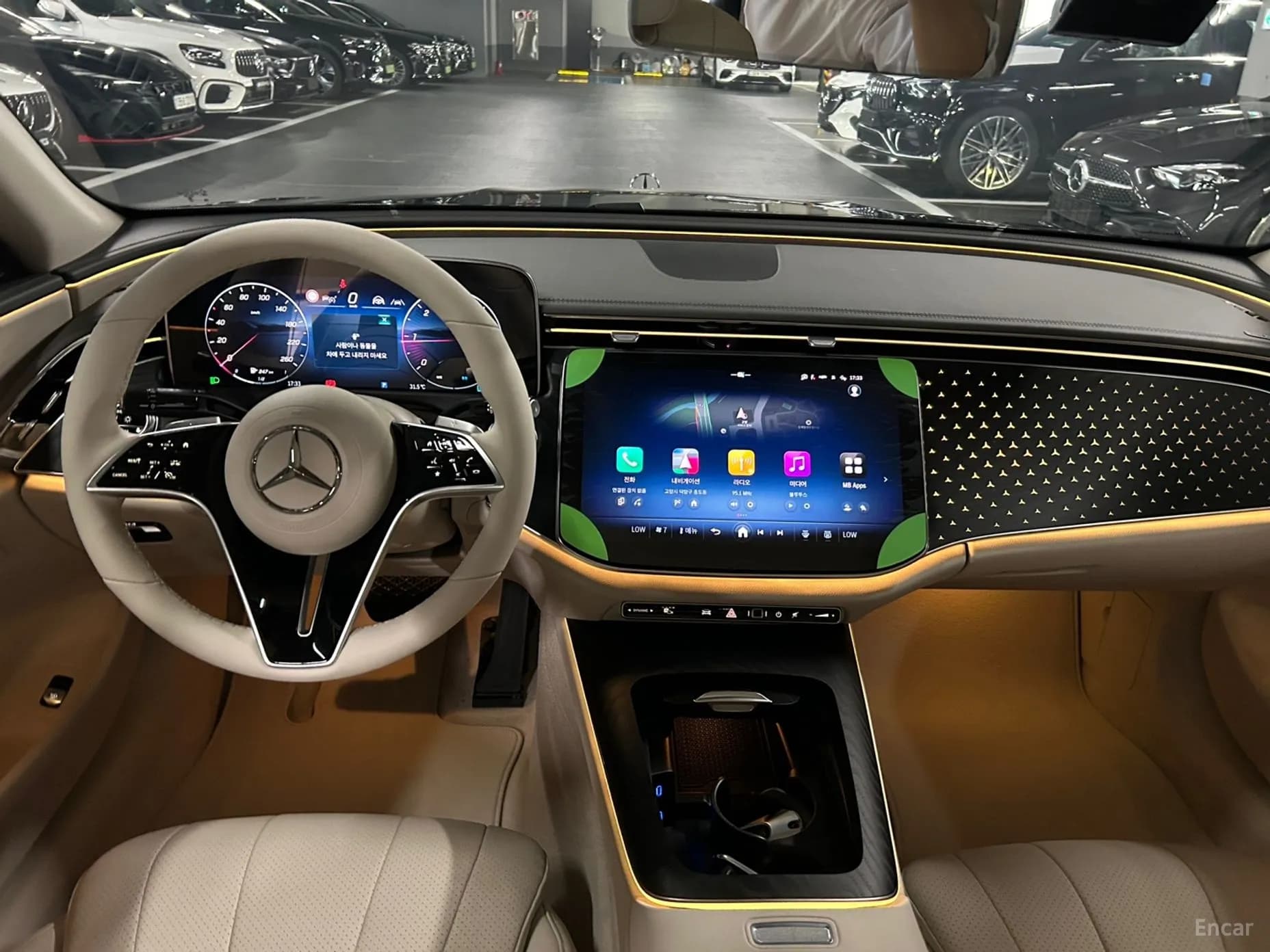 E-Class W214
