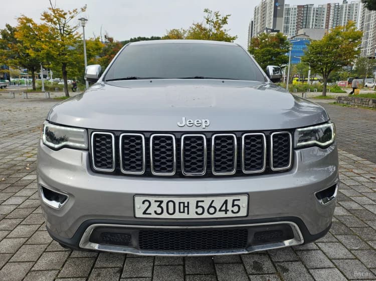 Grand Cherokee