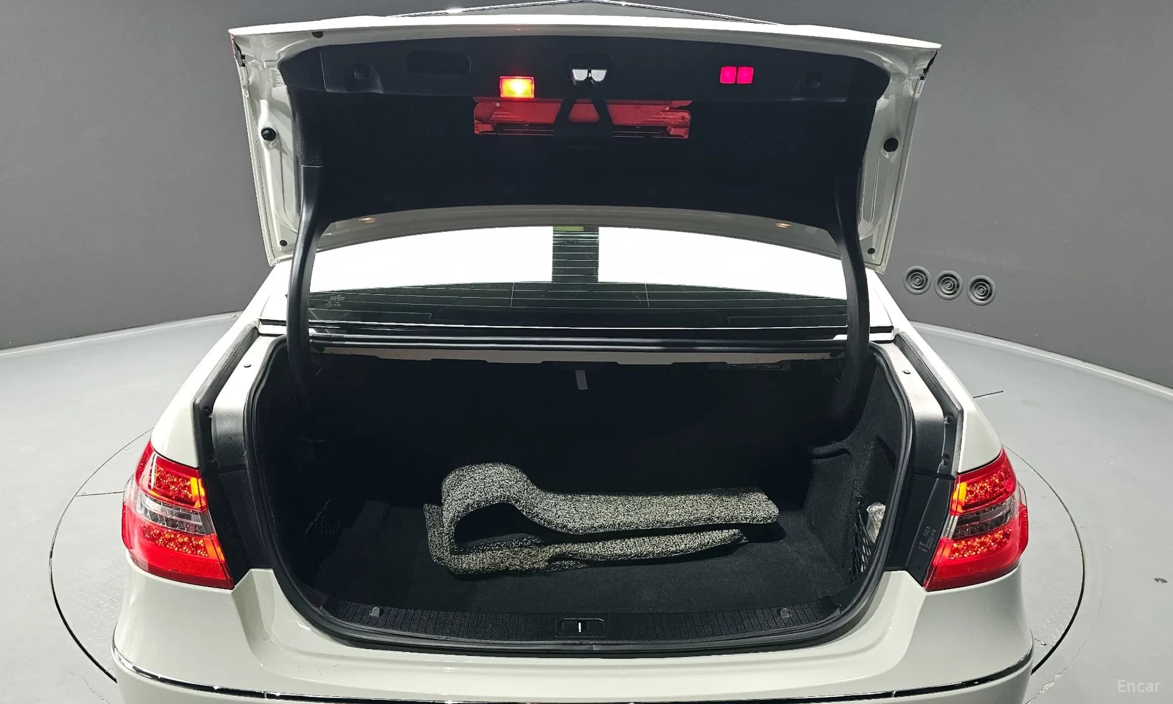 E-Class W212
