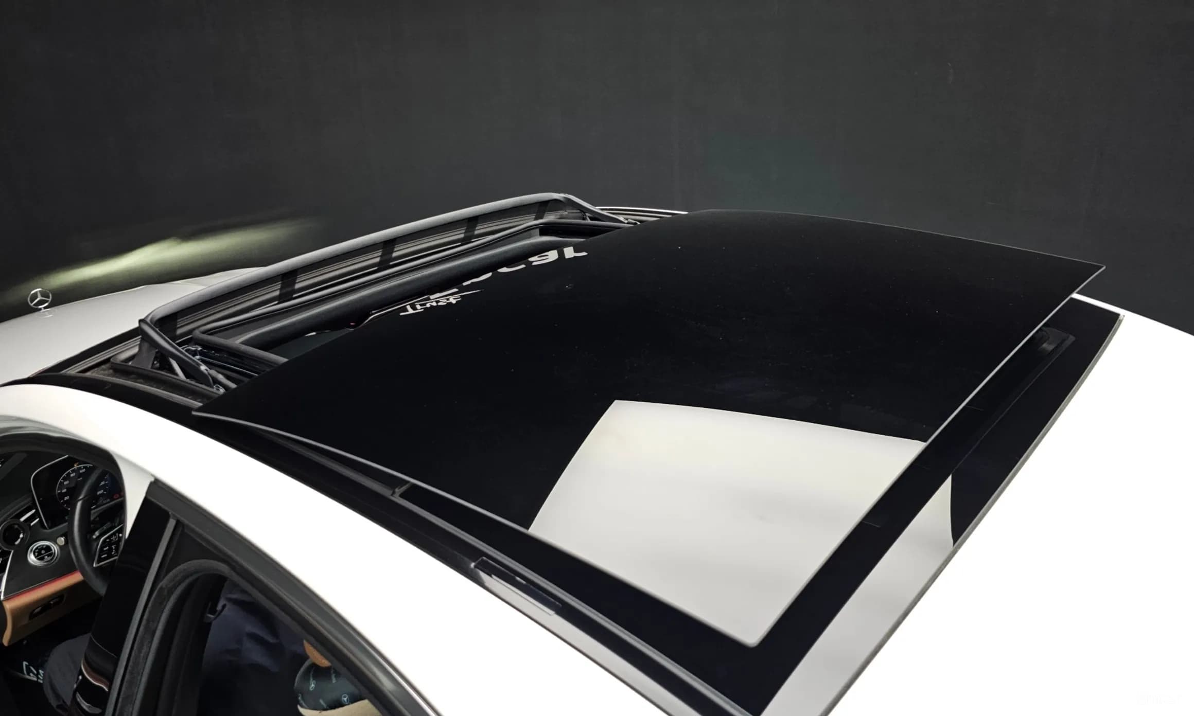 E-Class W214