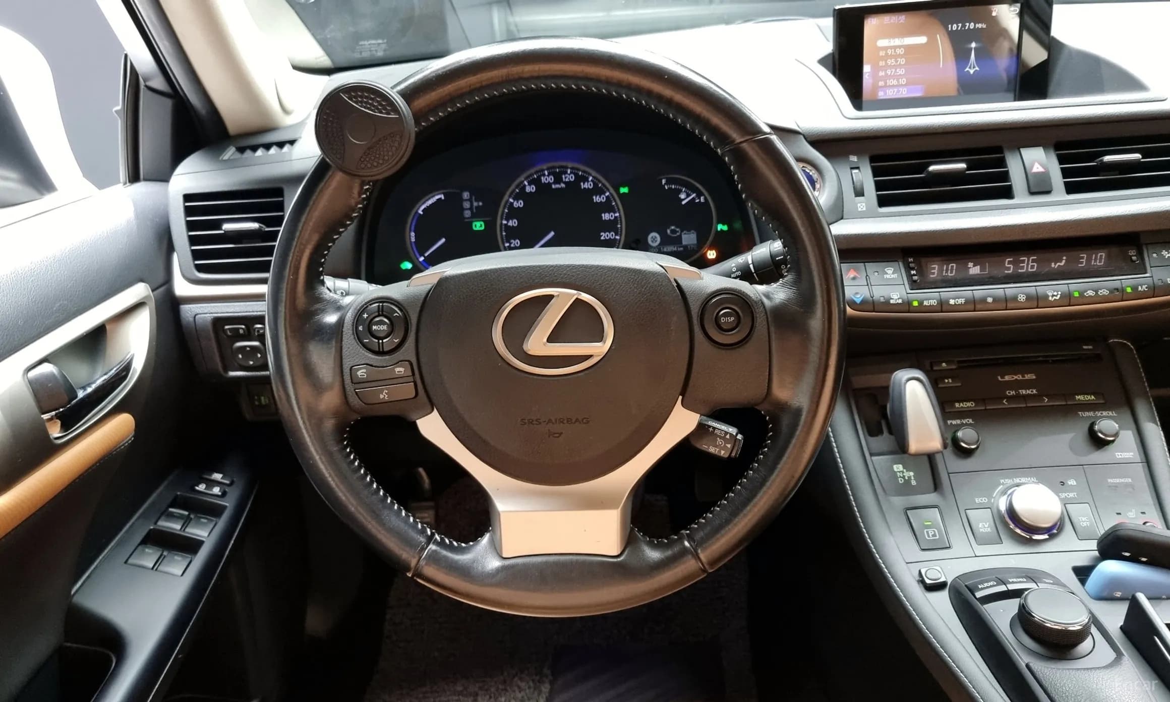 CT200h