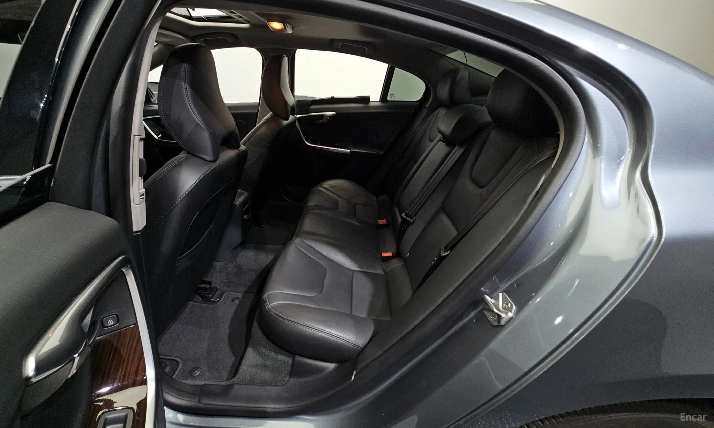 S60