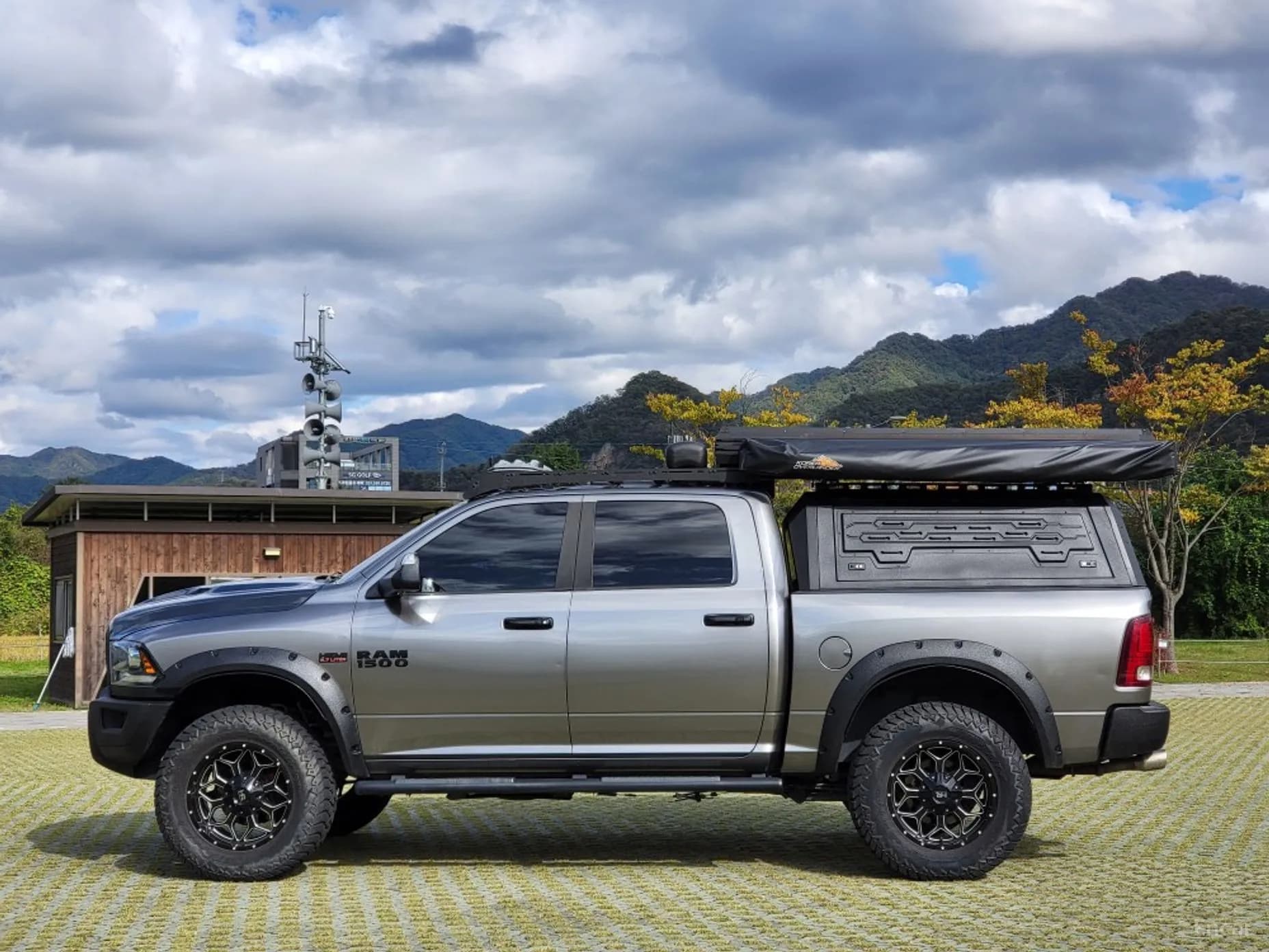 Lampickup