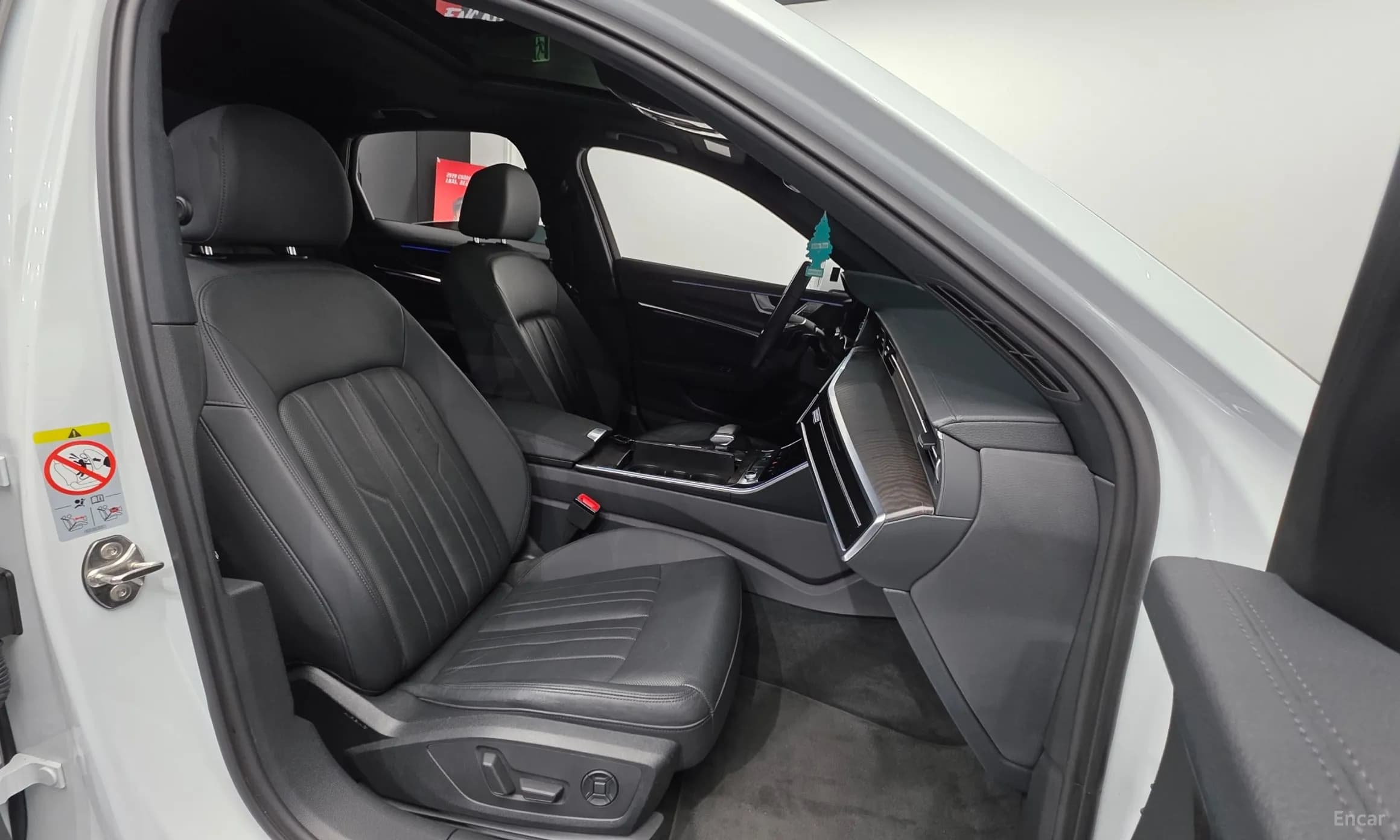 A6 (C8)