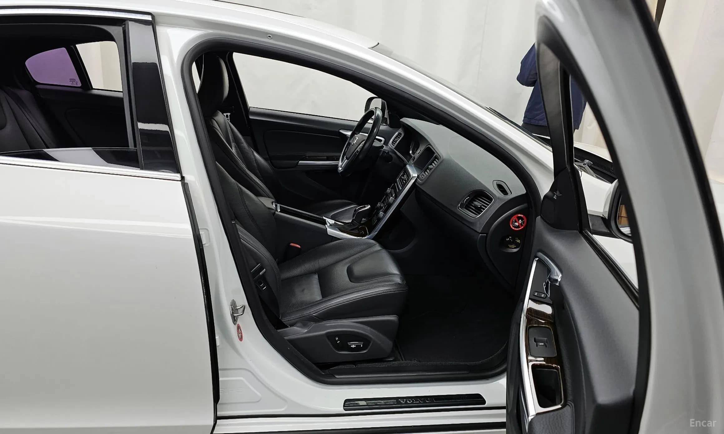 S60