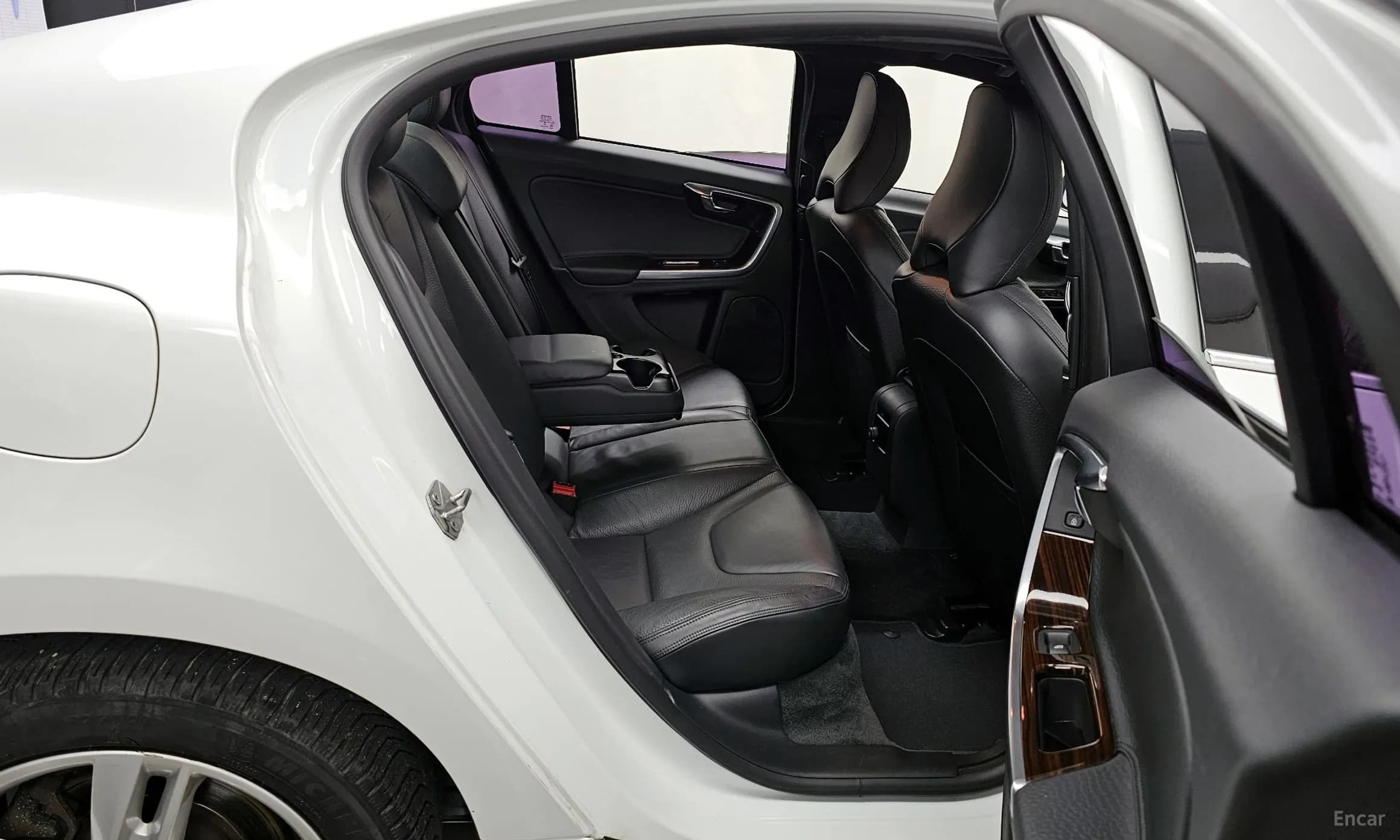S60