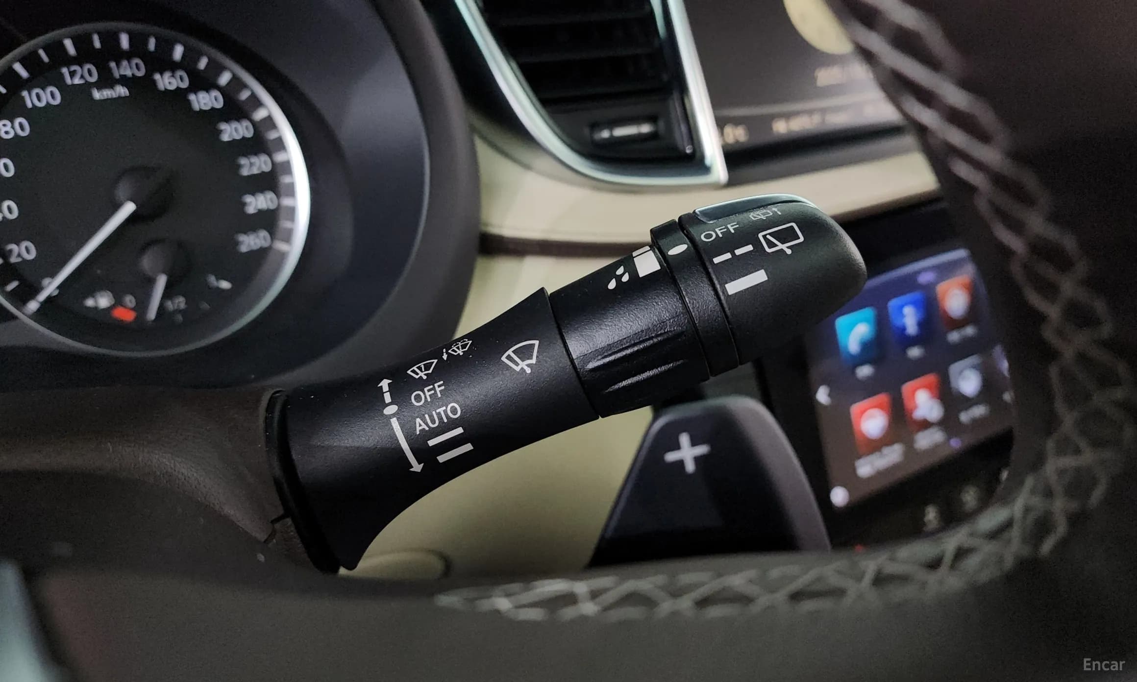 QX50 (P71A)