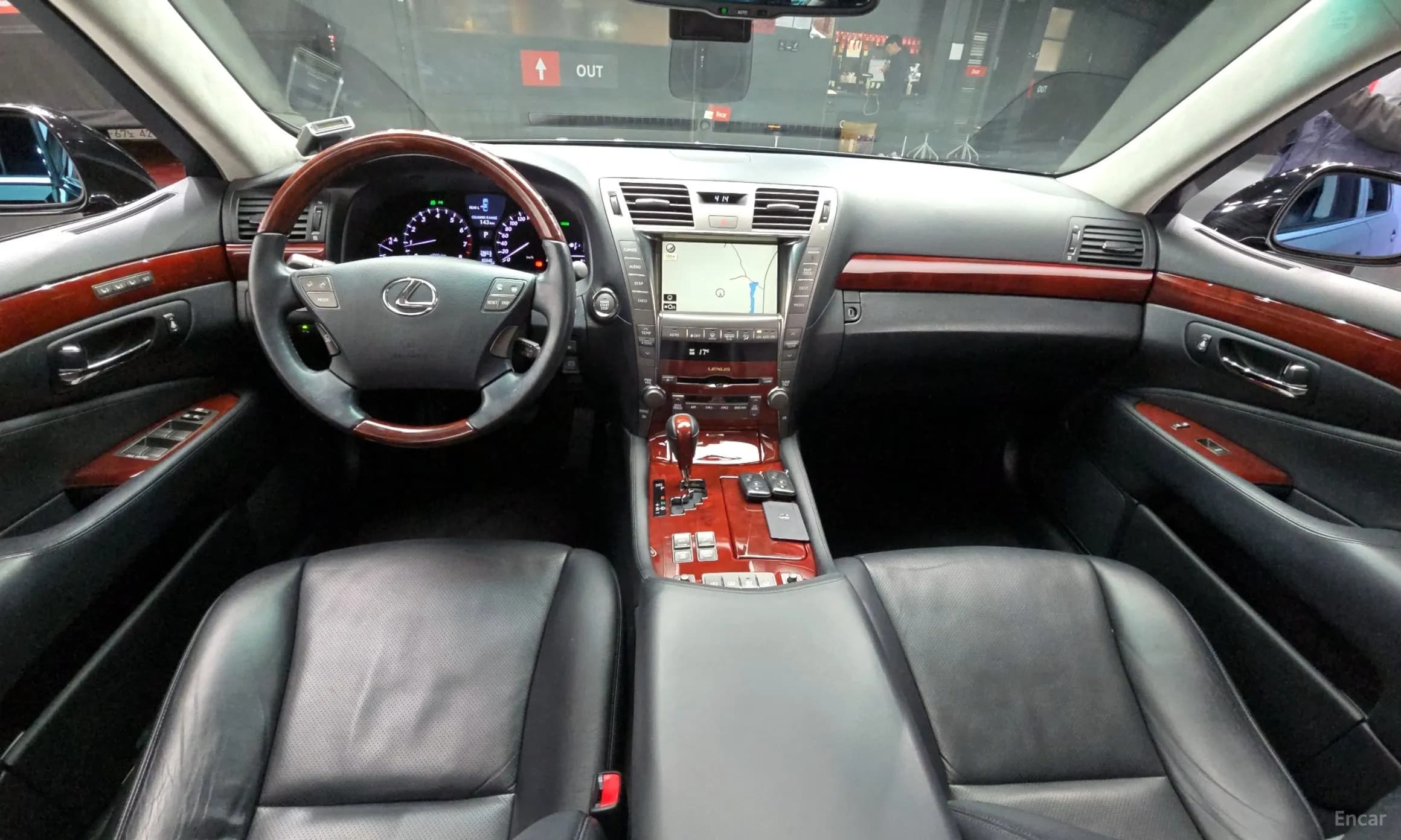 LS460L