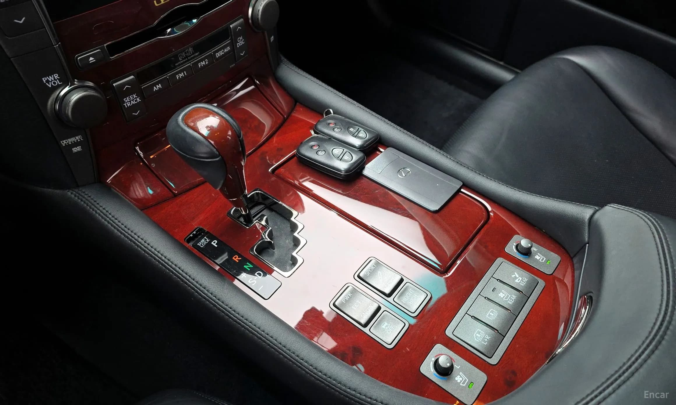 LS460L