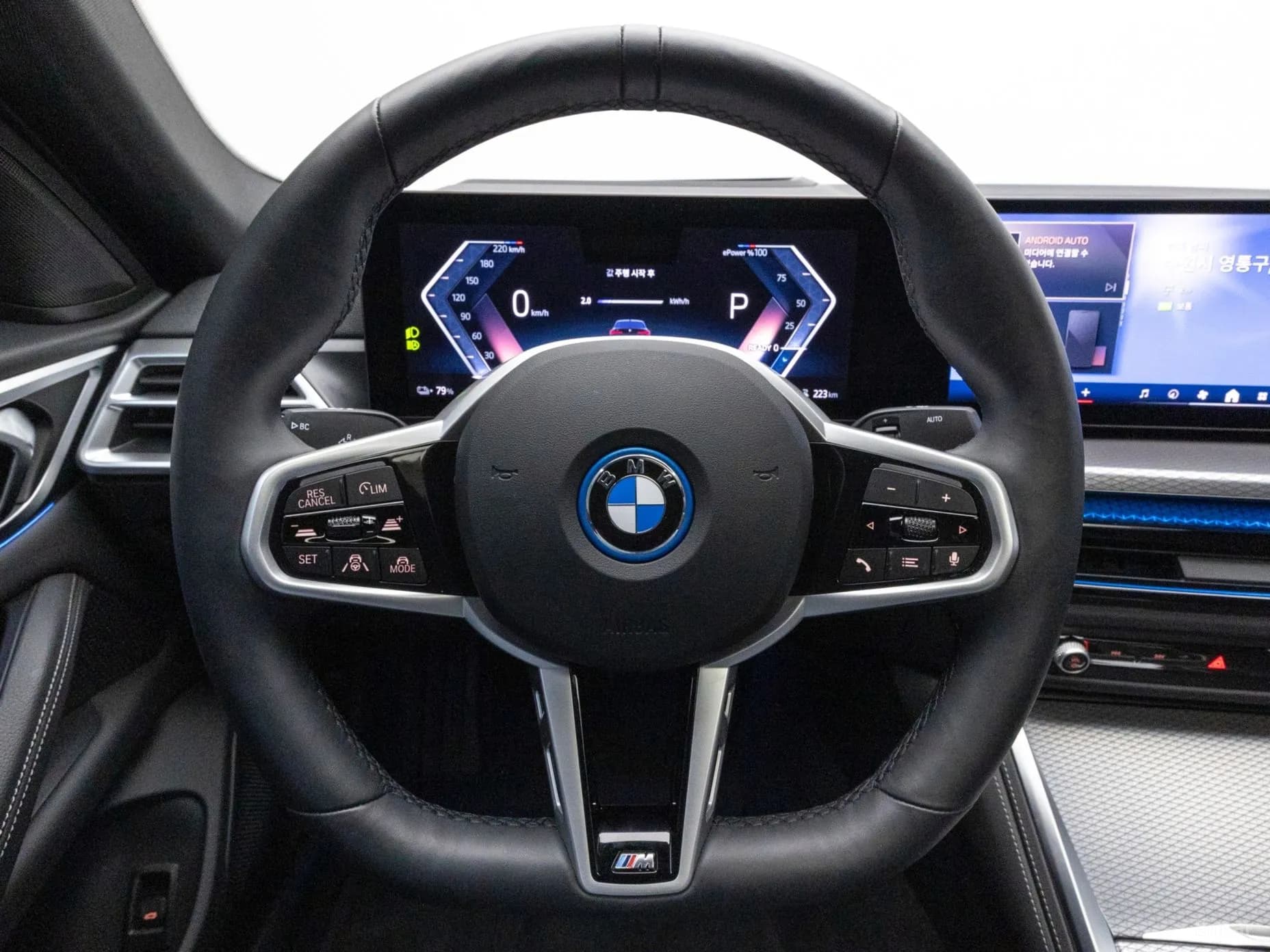 i4
