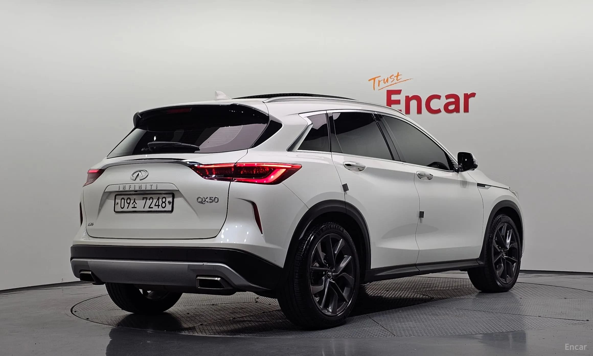 QX50 (P71A)