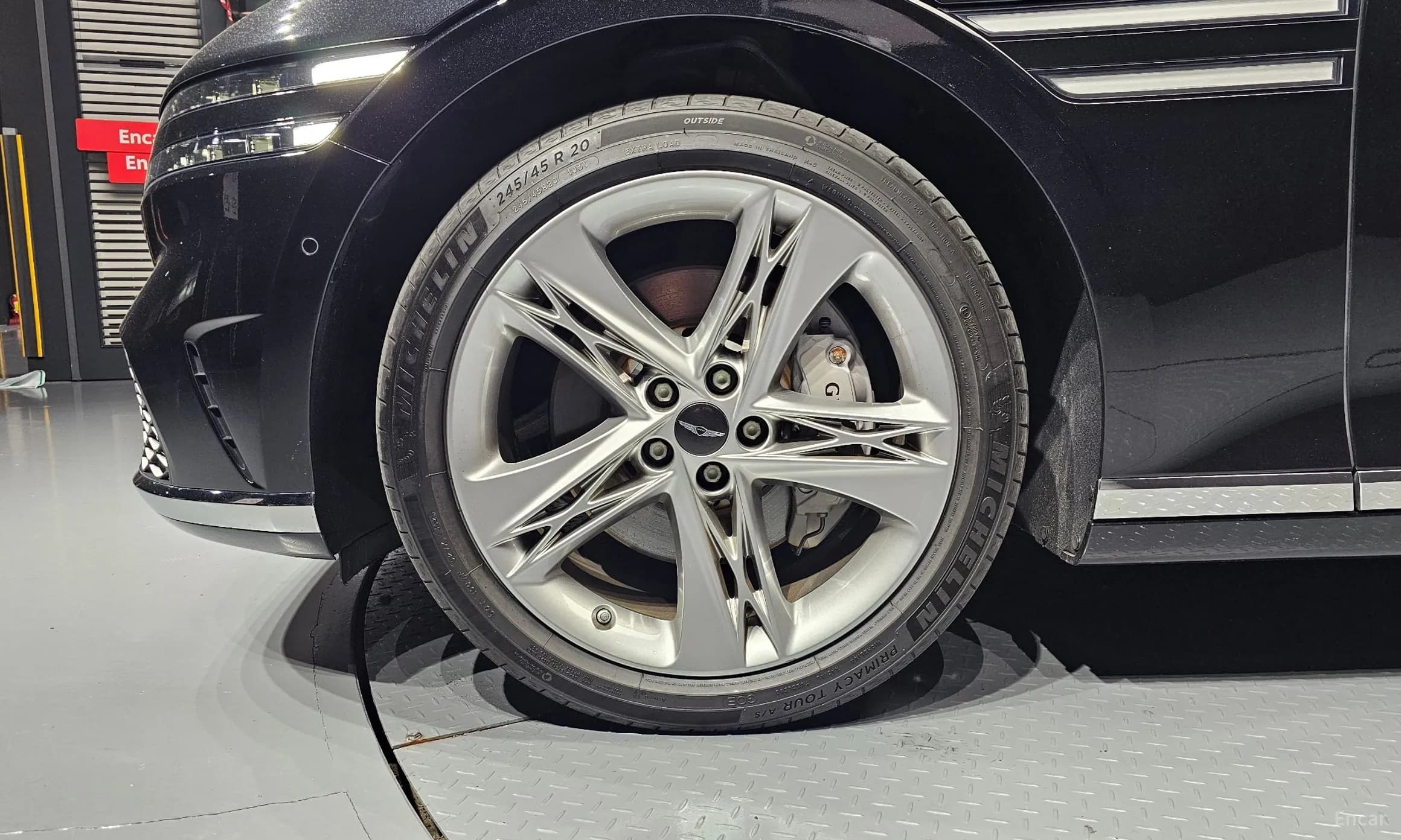 G90 (RS4)