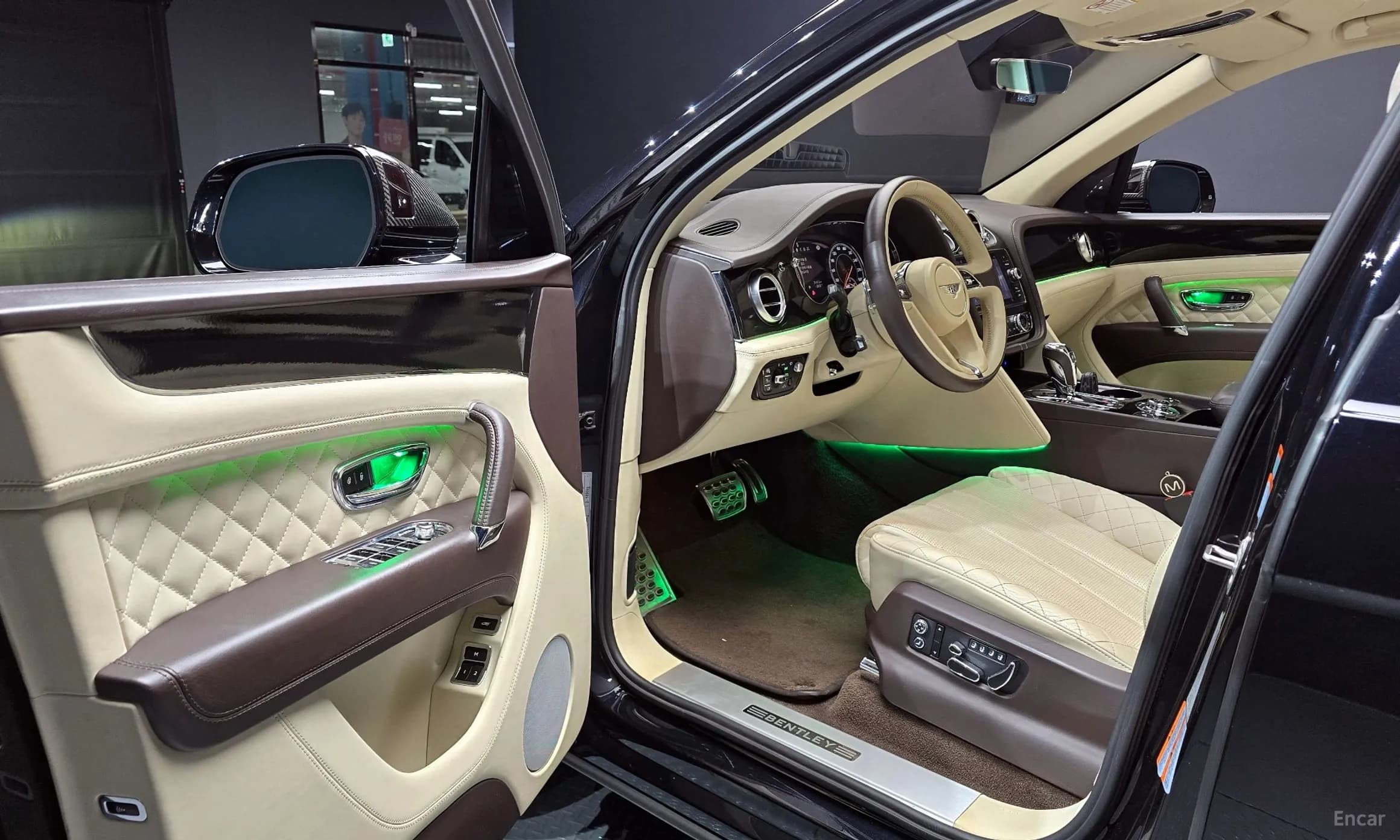 Bentayga
