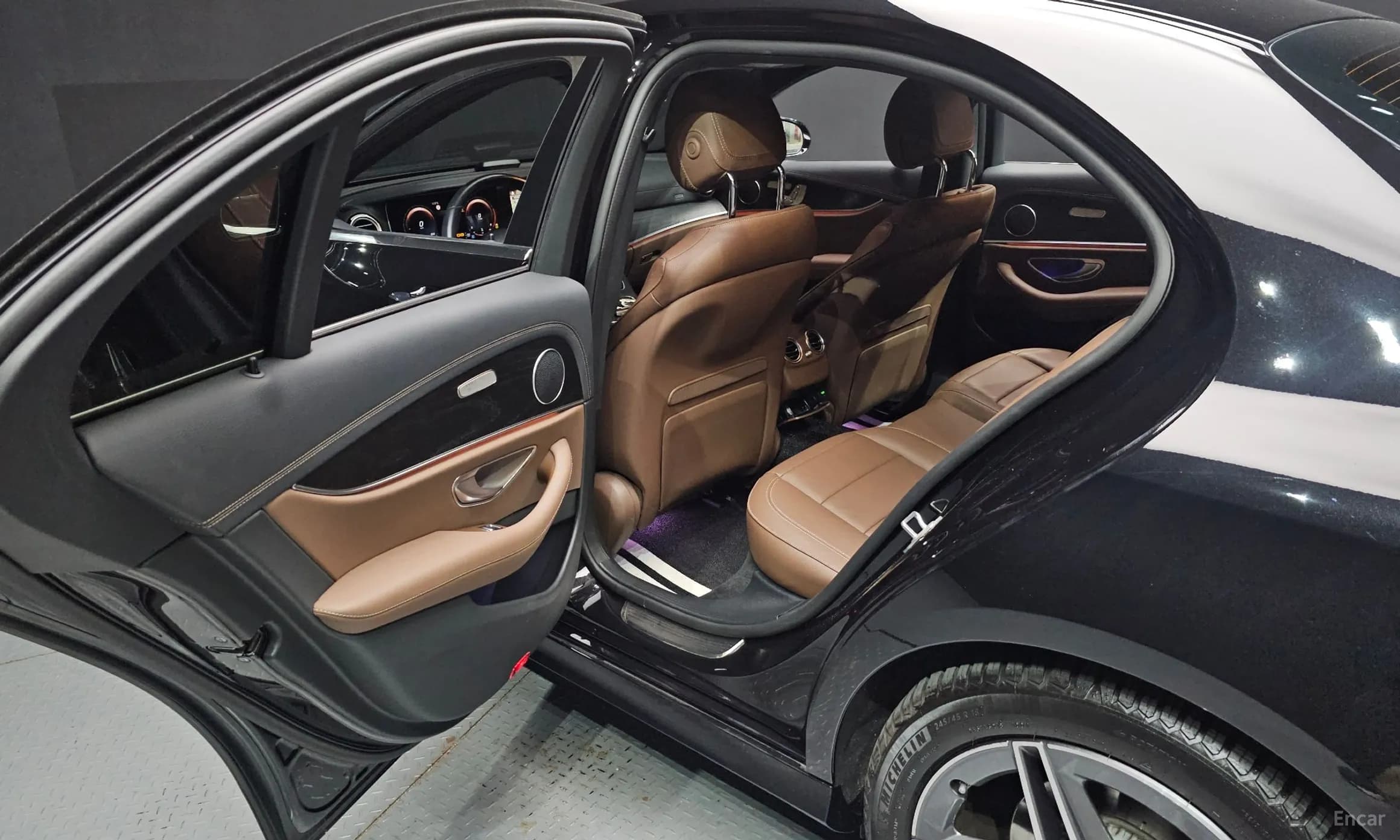 E-Class W213