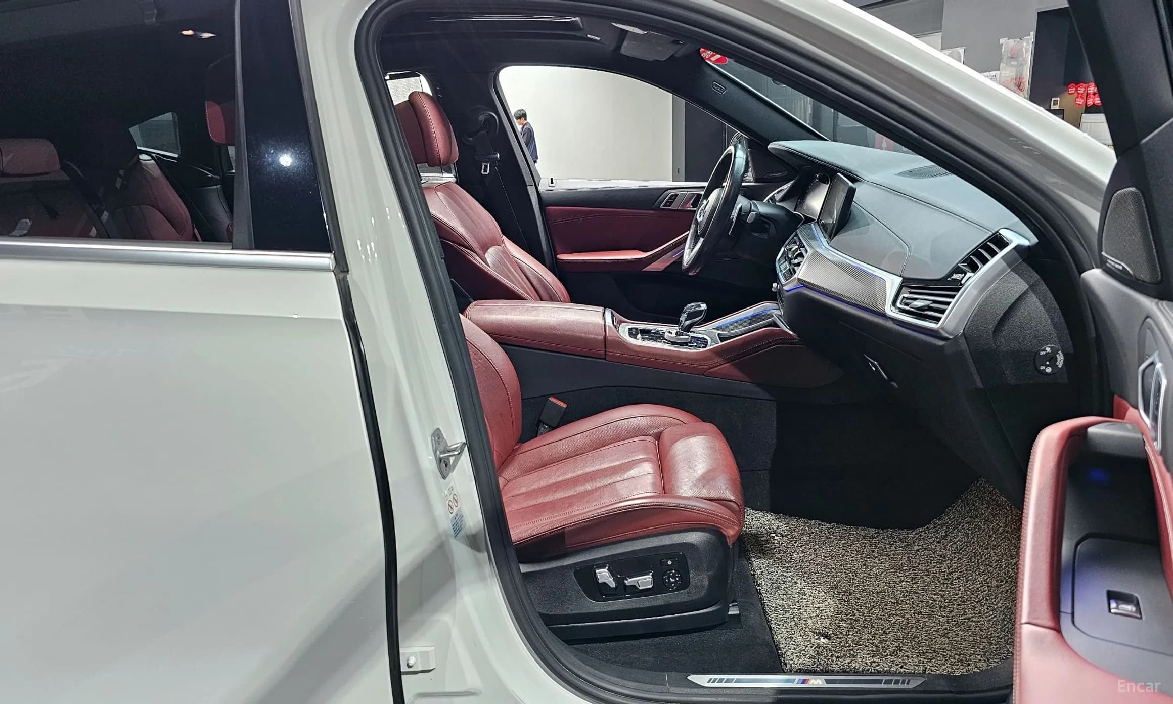 X6 (G06)