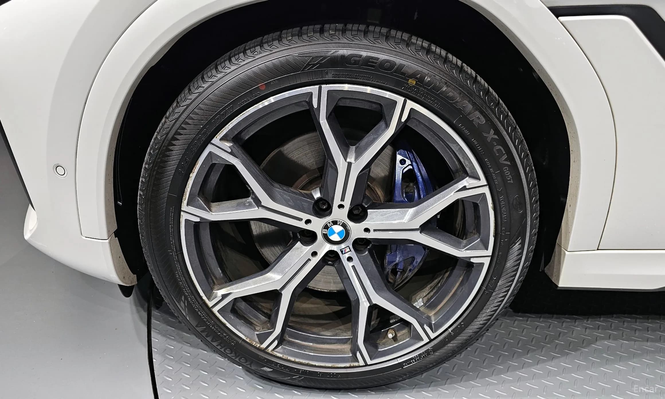 X6 (G06)