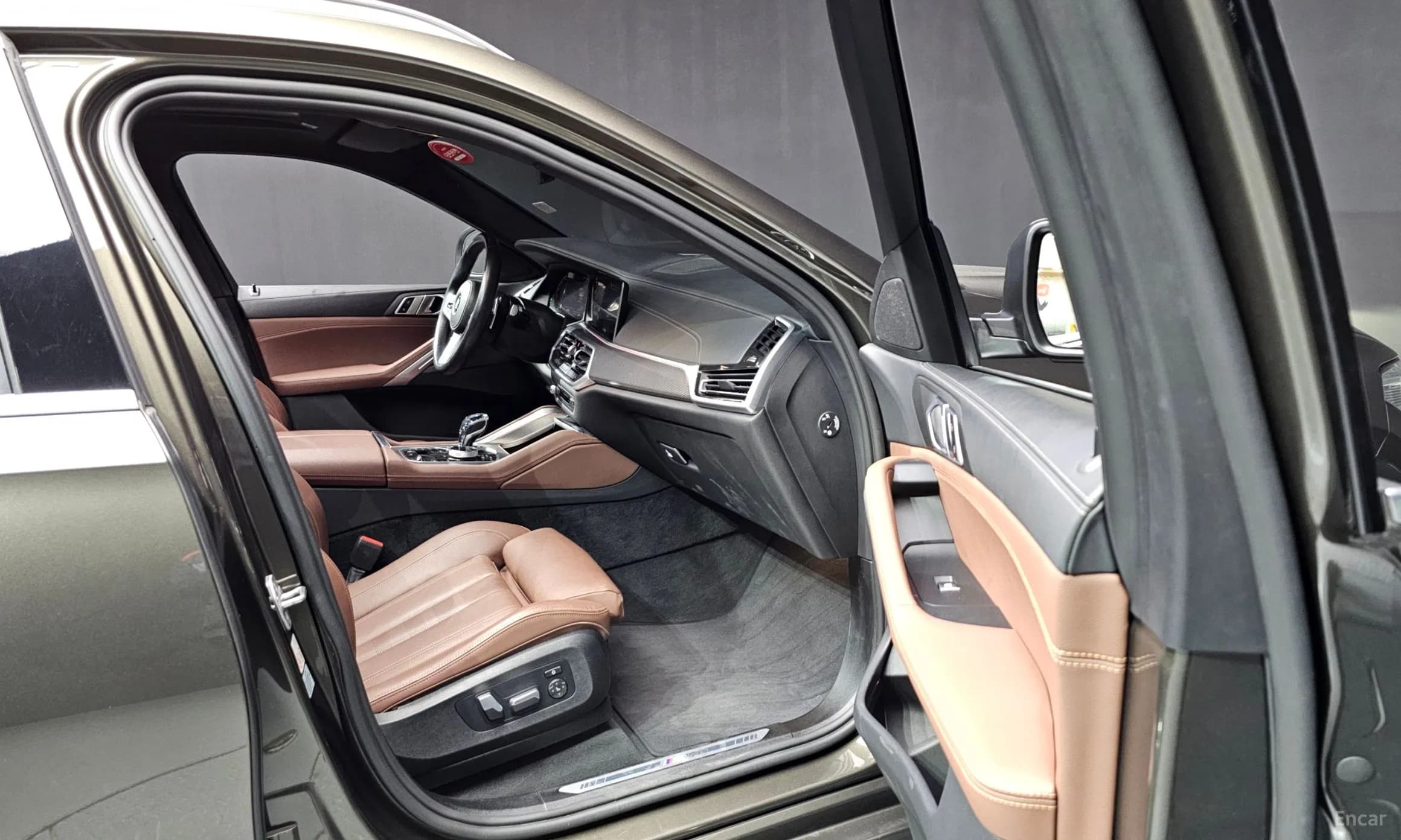 X6 (G06)