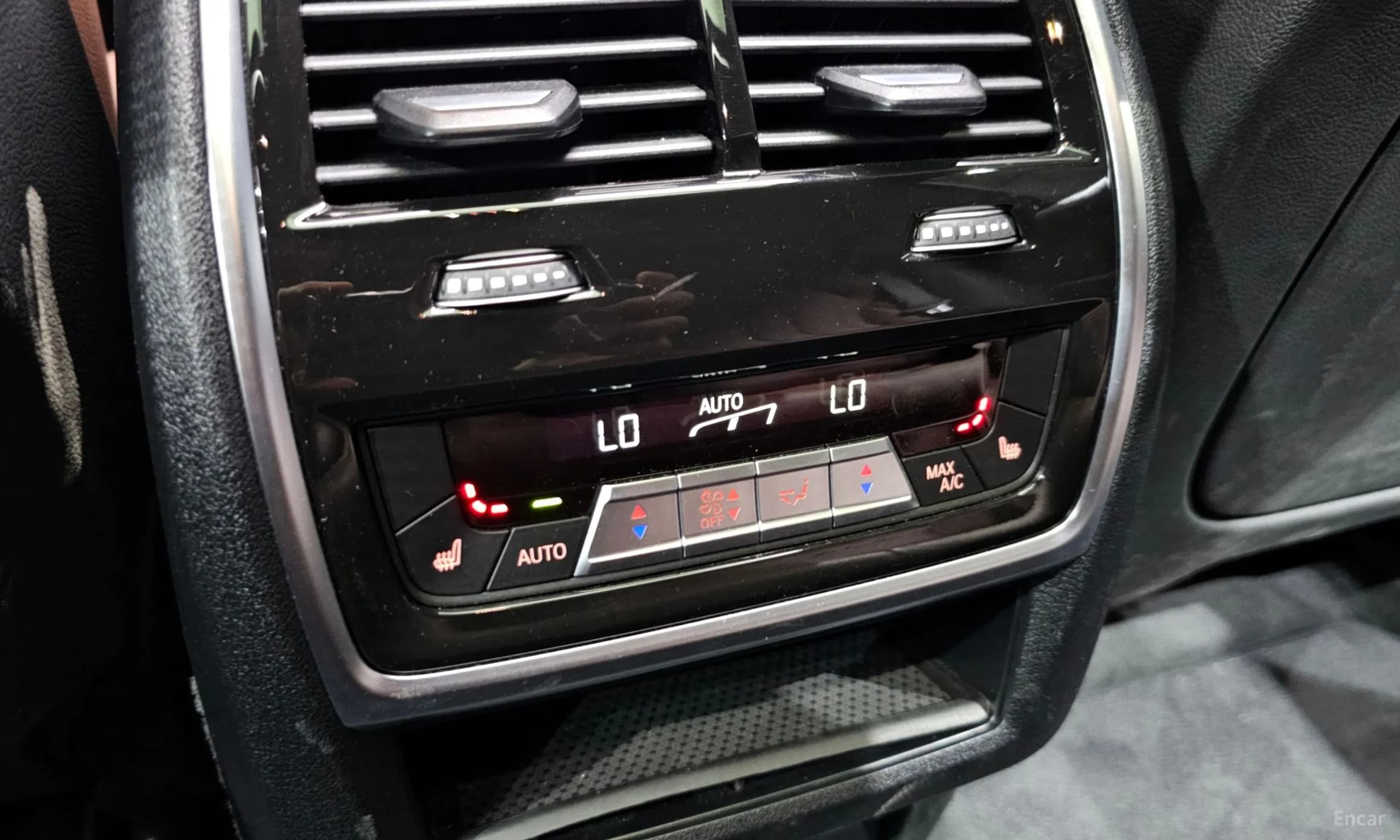 X6 (G06)
