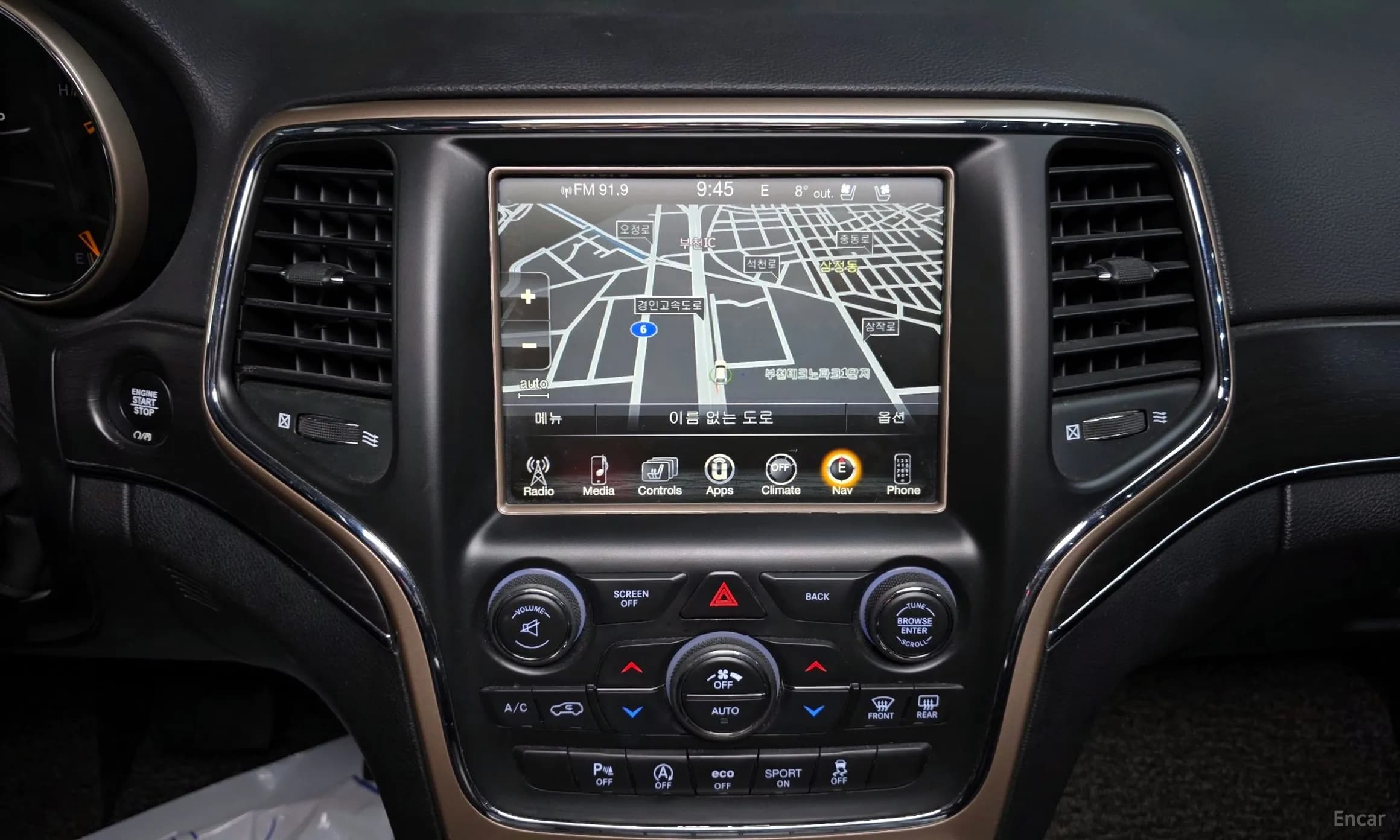 Grand Cherokee
