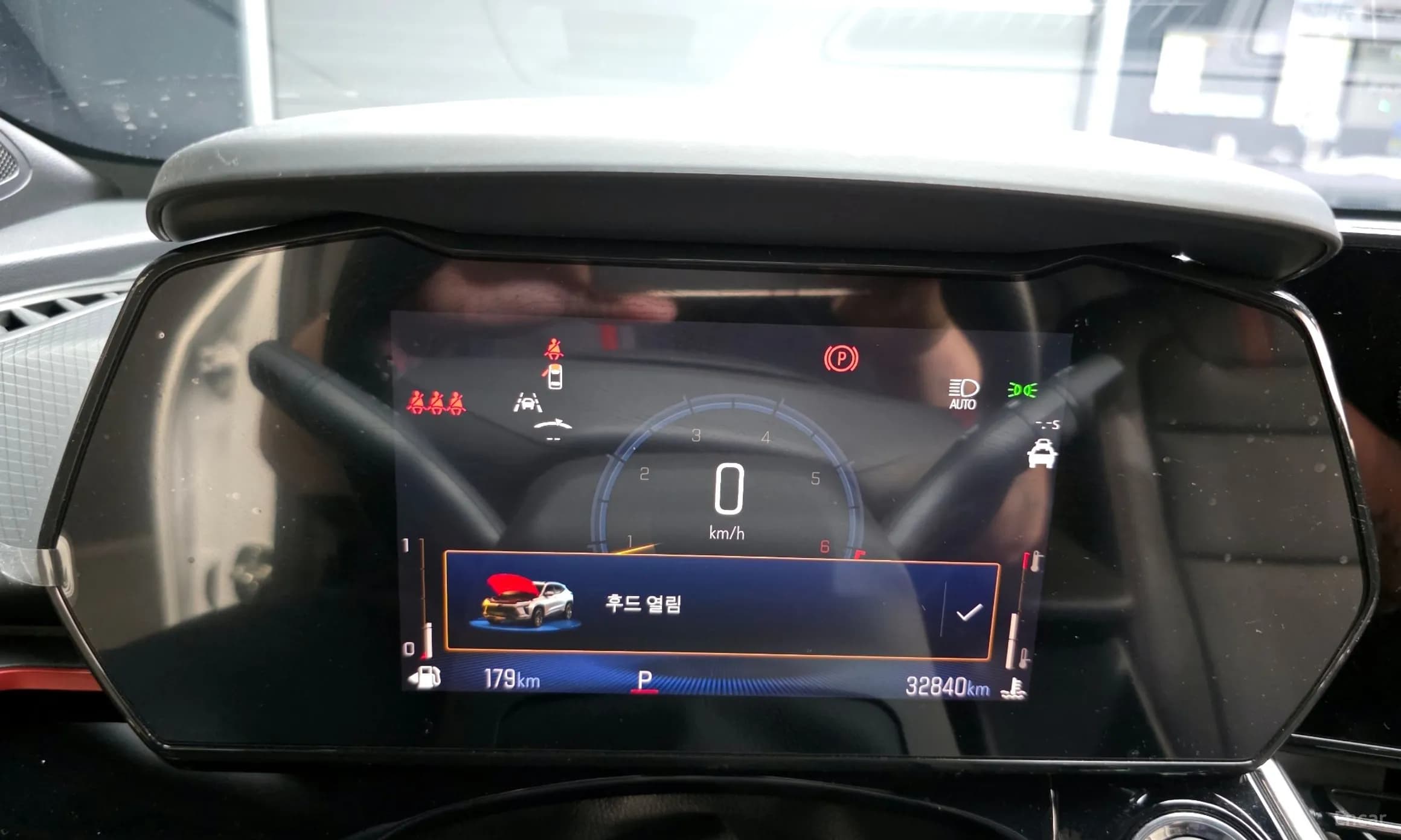 Trax Crossover